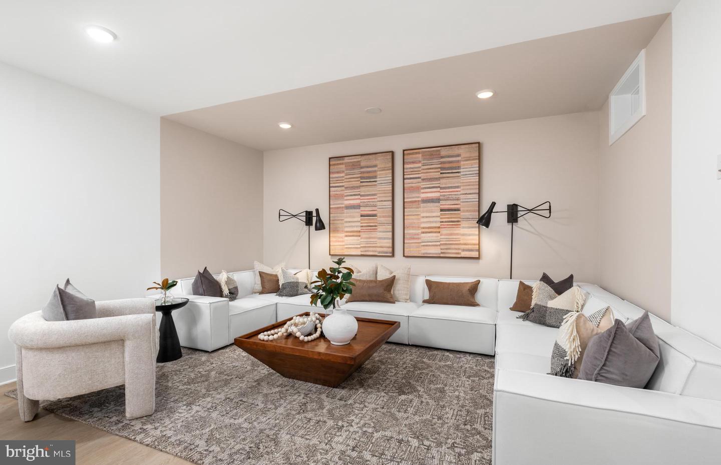 42704 CATTAIL CREEK DR, LEESBURG, Virginia 20176, 4 Bedrooms Bedrooms, ,4 BathroomsBathrooms,Residential,For sale,42704 CATTAIL CREEK DR,VALO2113698 MLS # VALO2113698