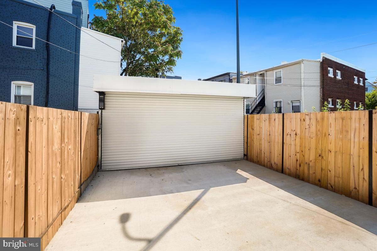 1511 WEST VIRGINIA AVE NE, WASHINGTON, District Of Columbia 20002, 5 Bedrooms Bedrooms, ,3 BathroomsBathrooms,Residential,For sale,1511 WEST VIRGINIA AVE NE,DCDC2240680 MLS # DCDC2240680