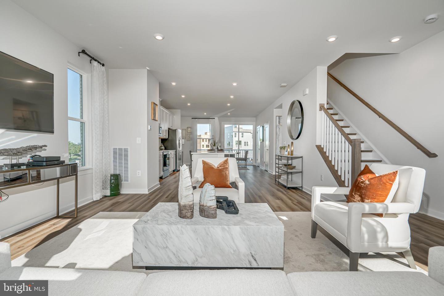 3805 SHALE RIDGE RD, WOODBRIDGE, Virginia 22193, 3 Bedrooms Bedrooms, ,2 BathroomsBathrooms,Residential,For sale,3805 SHALE RIDGE RD,VAPW2110302 MLS # VAPW2110302