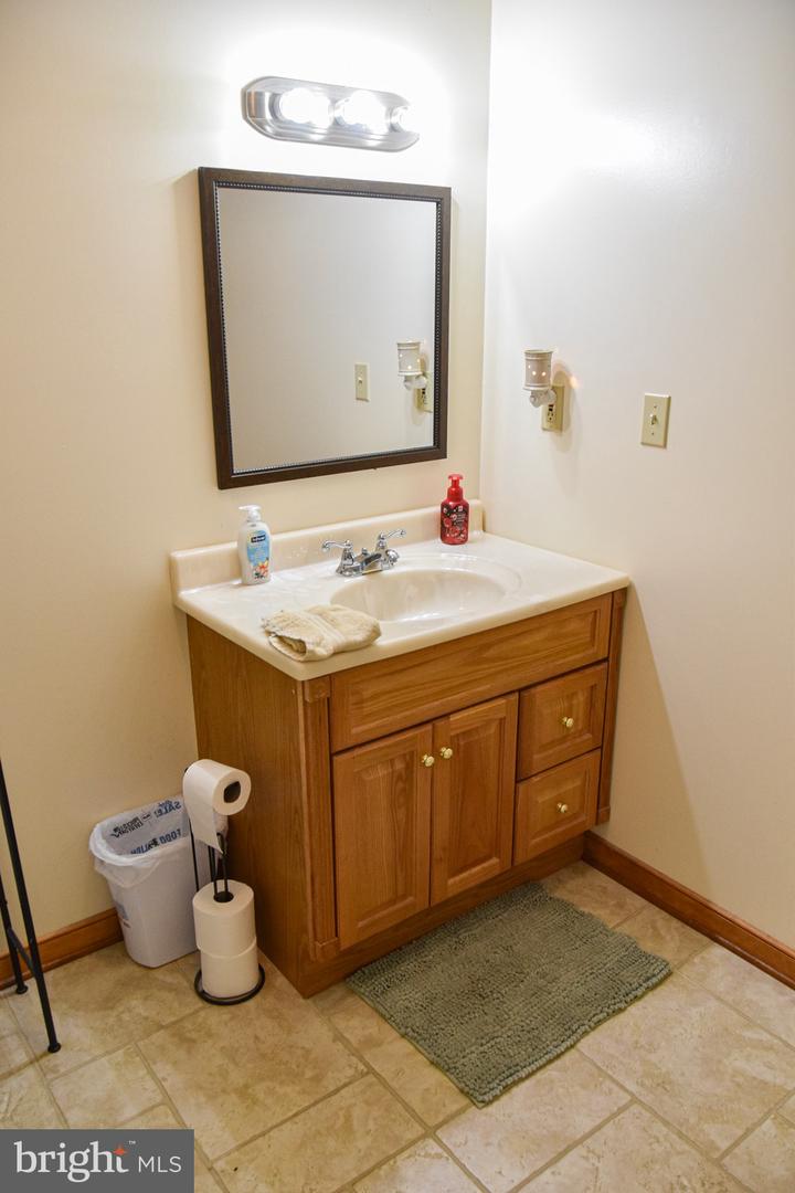 21246 CLARKS MOUNTAIN RD, RAPIDAN, Virginia 22733, 3 Bedrooms Bedrooms, ,3 BathroomsBathrooms,Residential,For sale,21246 CLARKS MOUNTAIN RD,VAOR2013092 MLS # VAOR2013092