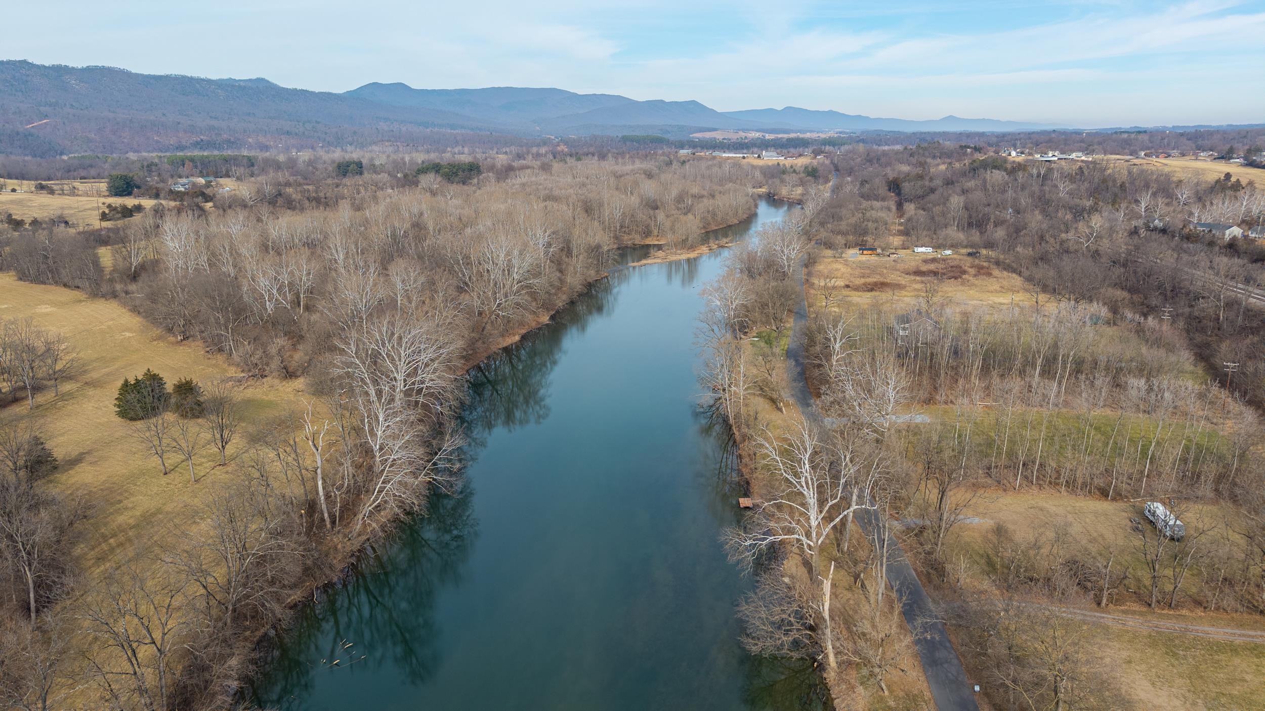 0 SHENANDOAH RIVER RD, SHENANDOAH, Virginia 22849, ,Land,0 SHENANDOAH RIVER RD,672350 MLS # 672350