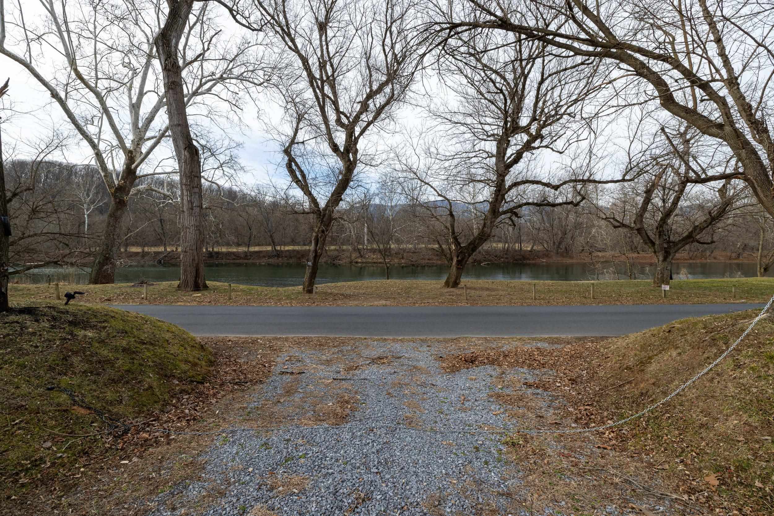 0 SHENANDOAH RIVER RD, SHENANDOAH, Virginia 22849, ,Land,0 SHENANDOAH RIVER RD,672350 MLS # 672350