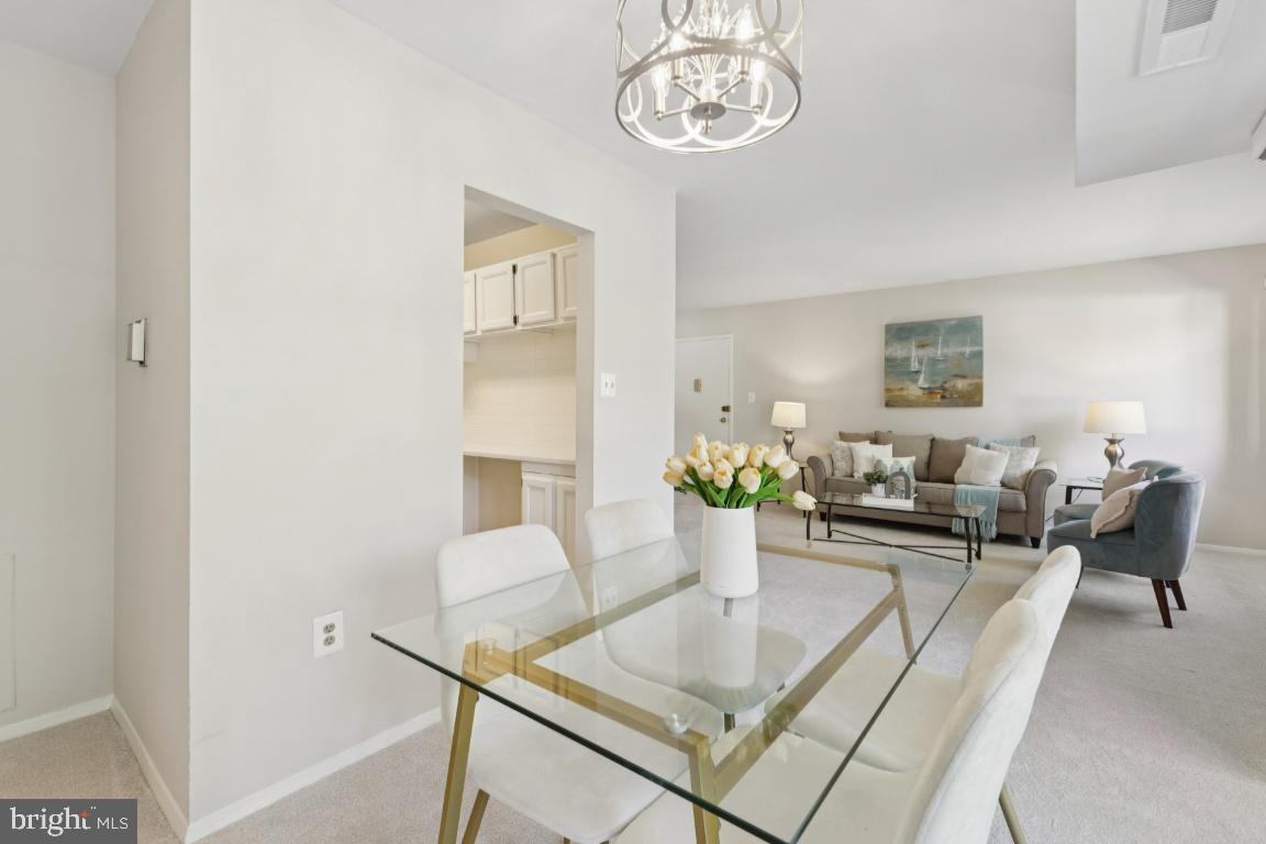 12705 DARA DR #301, WOODBRIDGE, Virginia 22192, 1 Bedroom Bedrooms, 4 Rooms Rooms,1 BathroomBathrooms,Residential,For sale,12705 DARA DR #301,VAPW2101396 MLS # VAPW2101396