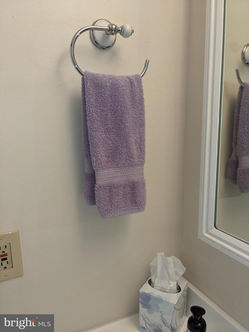 12705 DARA DR #301, WOODBRIDGE, Virginia 22192, 1 Bedroom Bedrooms, 4 Rooms Rooms,1 BathroomBathrooms,Residential,For sale,12705 DARA DR #301,VAPW2101396 MLS # VAPW2101396