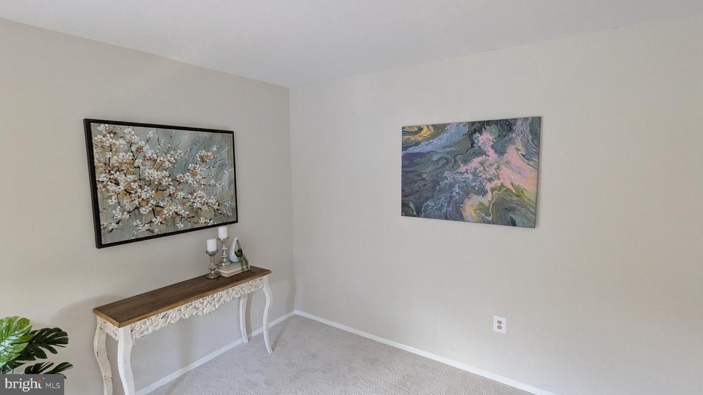 12705 DARA DR #301, WOODBRIDGE, Virginia 22192, 1 Bedroom Bedrooms, 4 Rooms Rooms,1 BathroomBathrooms,Residential,For sale,12705 DARA DR #301,VAPW2101396 MLS # VAPW2101396