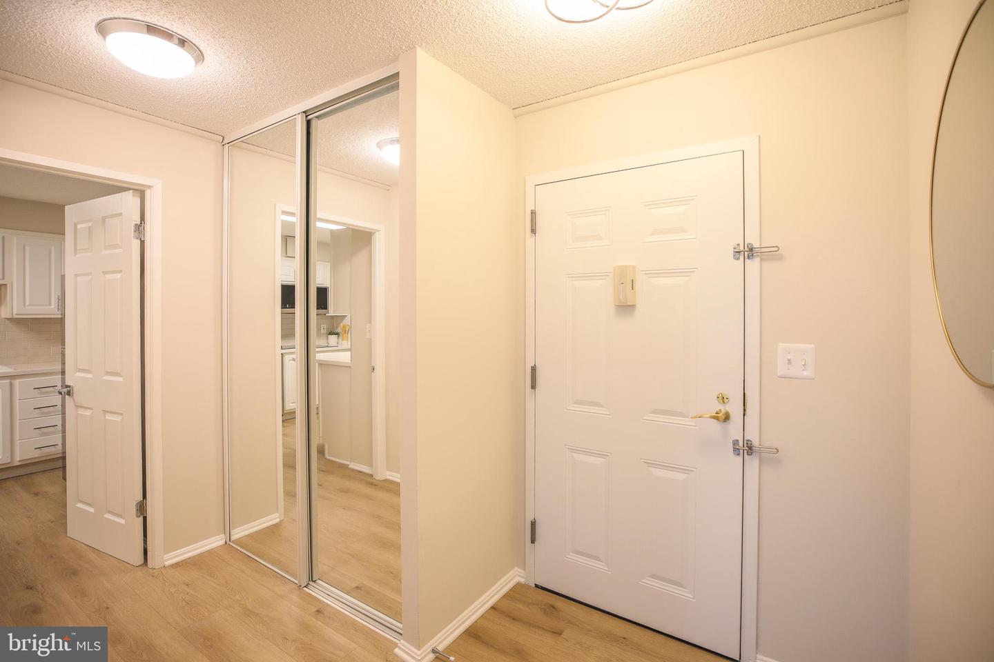 5902 MOUNT EAGLE DR #805, ALEXANDRIA, Virginia 22303, 2 Bedrooms Bedrooms, ,2 BathroomsBathrooms,Residential,For sale,5902 MOUNT EAGLE DR #805,VAFX2262868 MLS # VAFX2262868