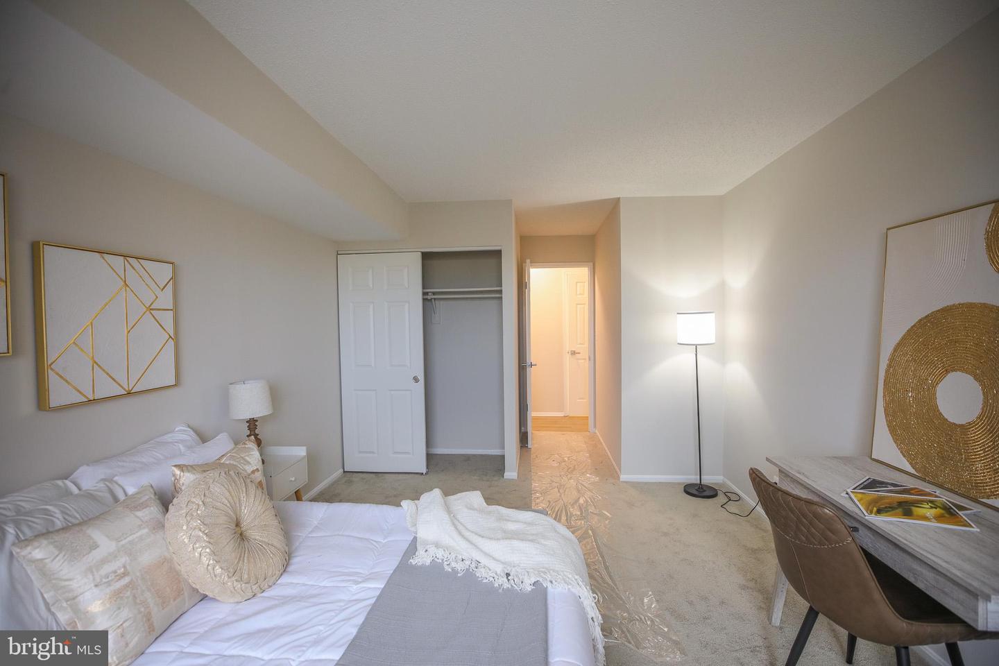 5902 MOUNT EAGLE DR #805, ALEXANDRIA, Virginia 22303, 2 Bedrooms Bedrooms, ,2 BathroomsBathrooms,Residential,For sale,5902 MOUNT EAGLE DR #805,VAFX2262868 MLS # VAFX2262868