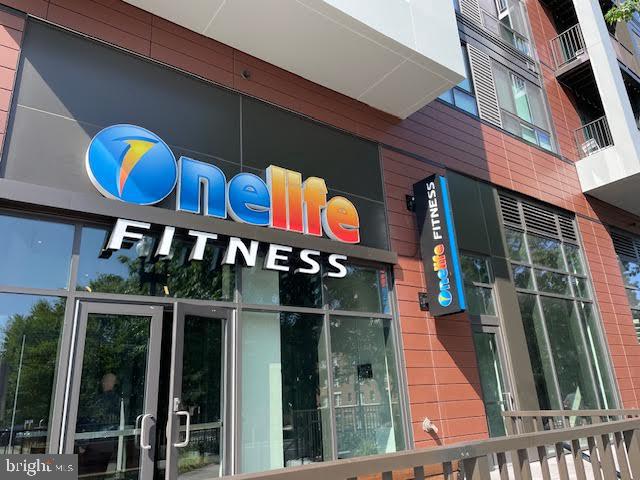 3720 39TH ST NW #D166, WASHINGTON, District Of Columbia 20016, 1 Bedroom Bedrooms, ,1 BathroomBathrooms,Residential,For sale,3720 39TH ST NW #D166,DCDC2220154 MLS # DCDC2220154