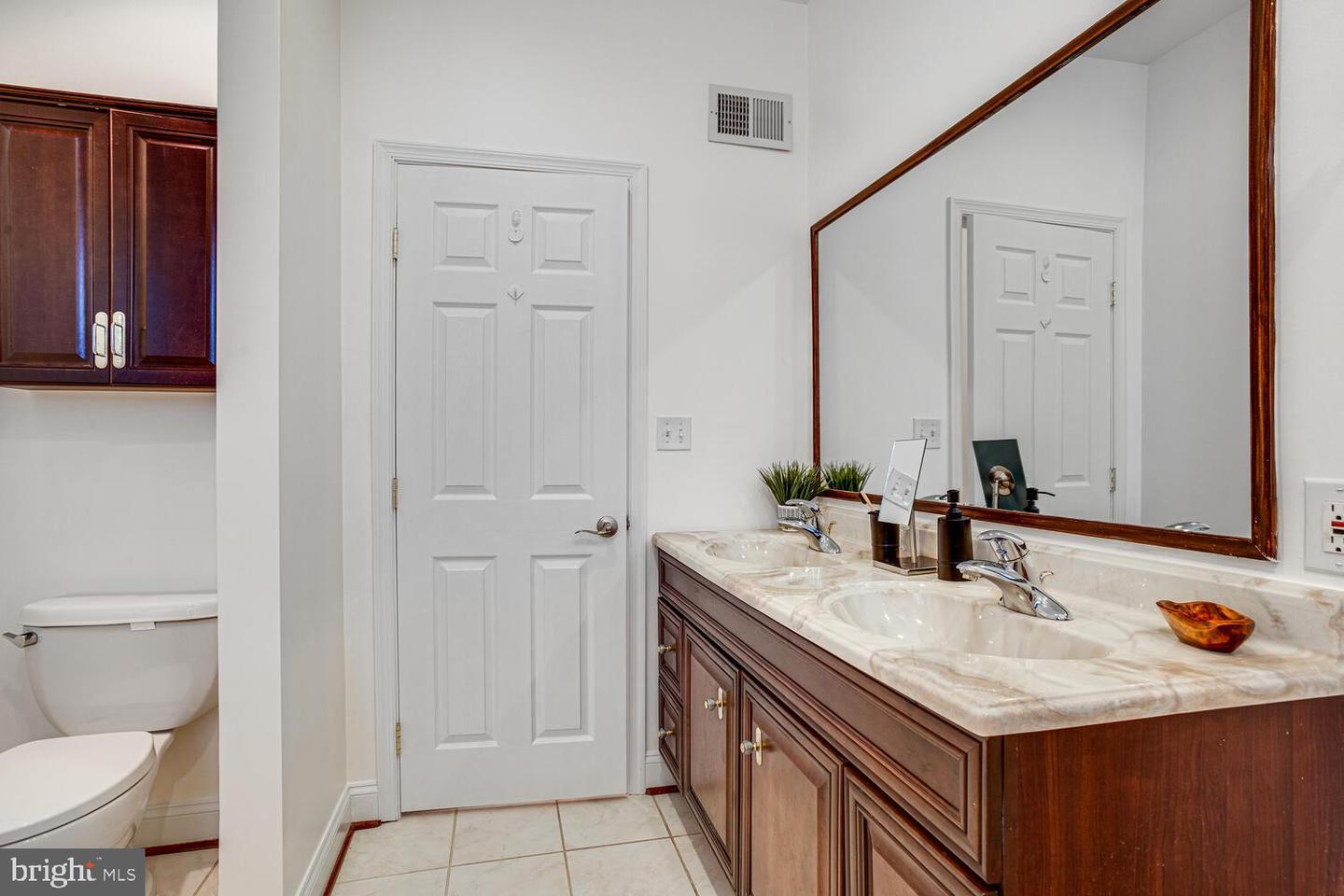 2015 BRANCH AVE SE, WASHINGTON, District Of Columbia 20020, 3 Bedrooms Bedrooms, ,2 BathroomsBathrooms,Residential,For sale,2015 BRANCH AVE SE,DCDC2223794 MLS # DCDC2223794