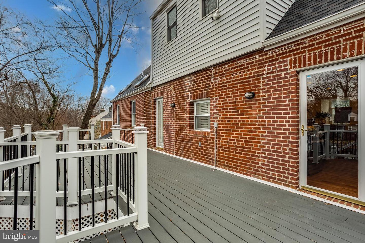 2015 BRANCH AVE SE, WASHINGTON, District Of Columbia 20020, 3 Bedrooms Bedrooms, ,2 BathroomsBathrooms,Residential,For sale,2015 BRANCH AVE SE,DCDC2223794 MLS # DCDC2223794