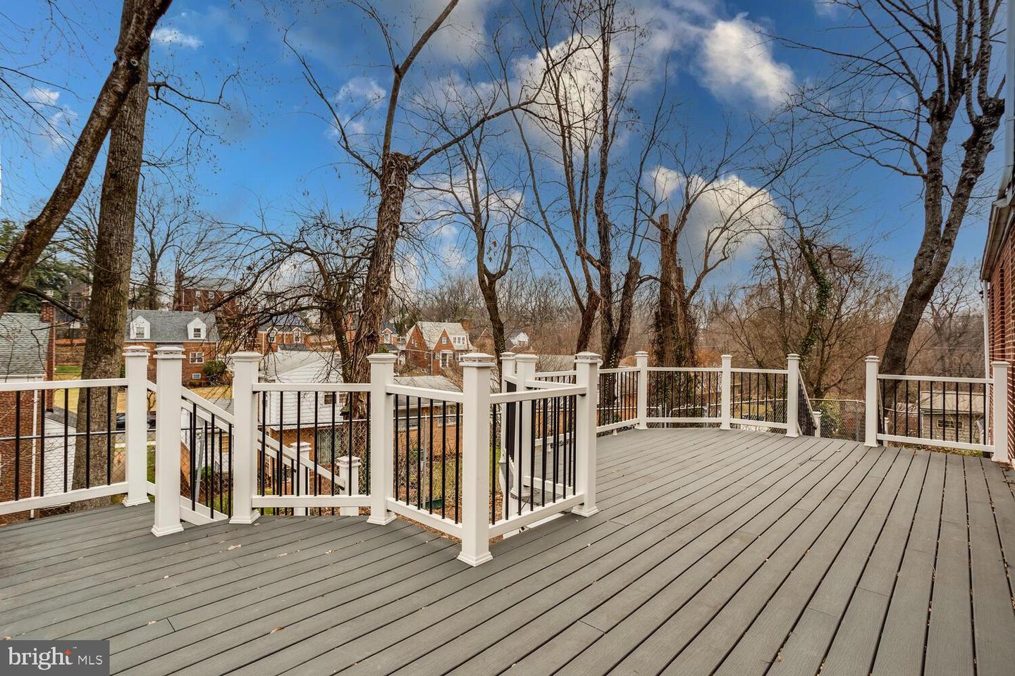 2015 BRANCH AVE SE, WASHINGTON, District Of Columbia 20020, 3 Bedrooms Bedrooms, ,2 BathroomsBathrooms,Residential,For sale,2015 BRANCH AVE SE,DCDC2223794 MLS # DCDC2223794