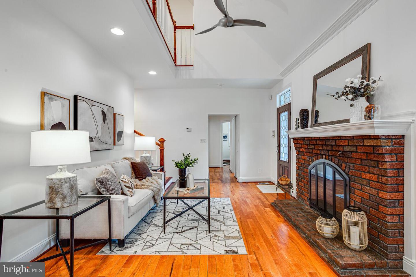 2015 BRANCH AVE SE, WASHINGTON, District Of Columbia 20020, 3 Bedrooms Bedrooms, ,2 BathroomsBathrooms,Residential,For sale,2015 BRANCH AVE SE,DCDC2223794 MLS # DCDC2223794