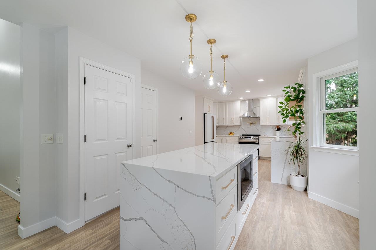 1271 KING EDWARDS WAY, HARRISONBURG, Virginia 22801, 4 Bedrooms Bedrooms, ,3 BathroomsBathrooms,Residential,1271 KING EDWARDS WAY,666173 MLS # 666173