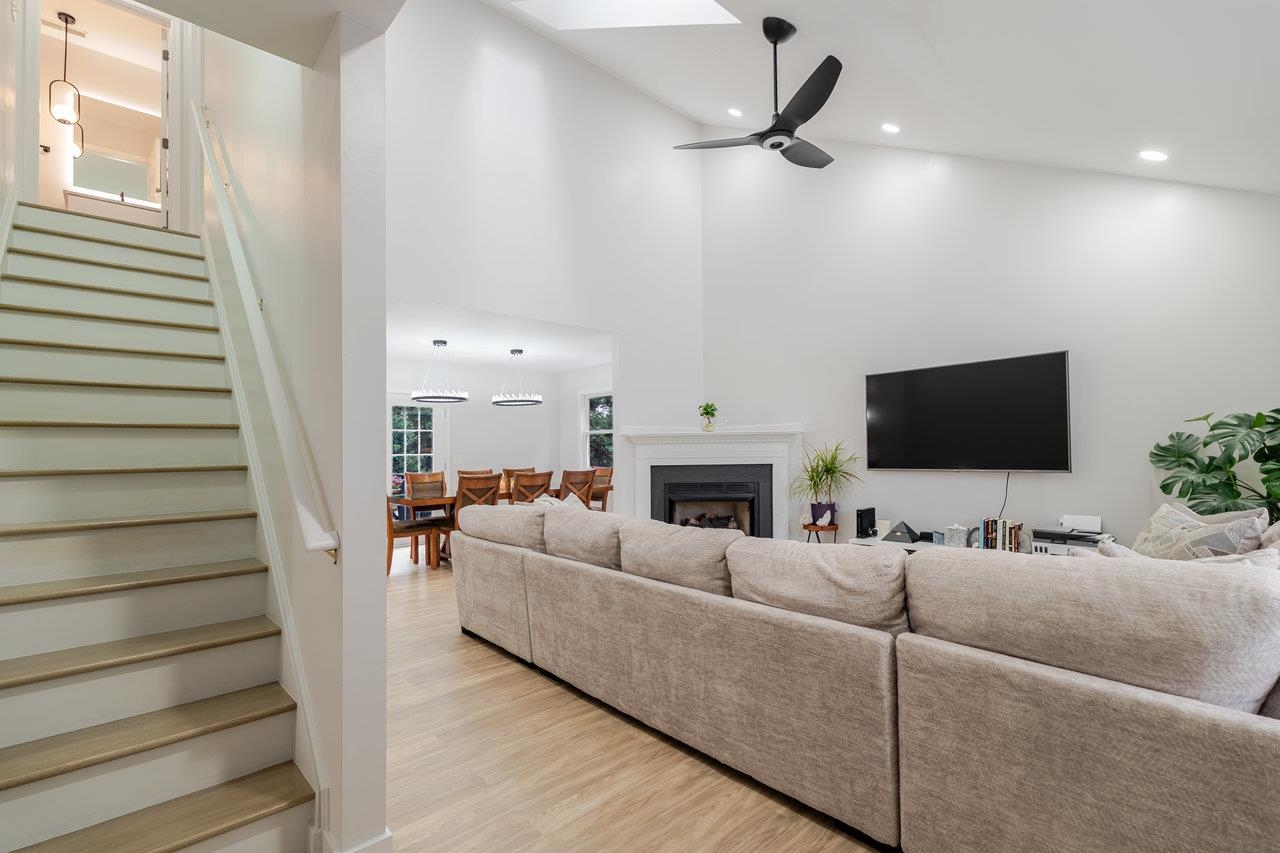 1271 KING EDWARDS WAY, HARRISONBURG, Virginia 22801, 4 Bedrooms Bedrooms, ,3 BathroomsBathrooms,Residential,1271 KING EDWARDS WAY,666173 MLS # 666173