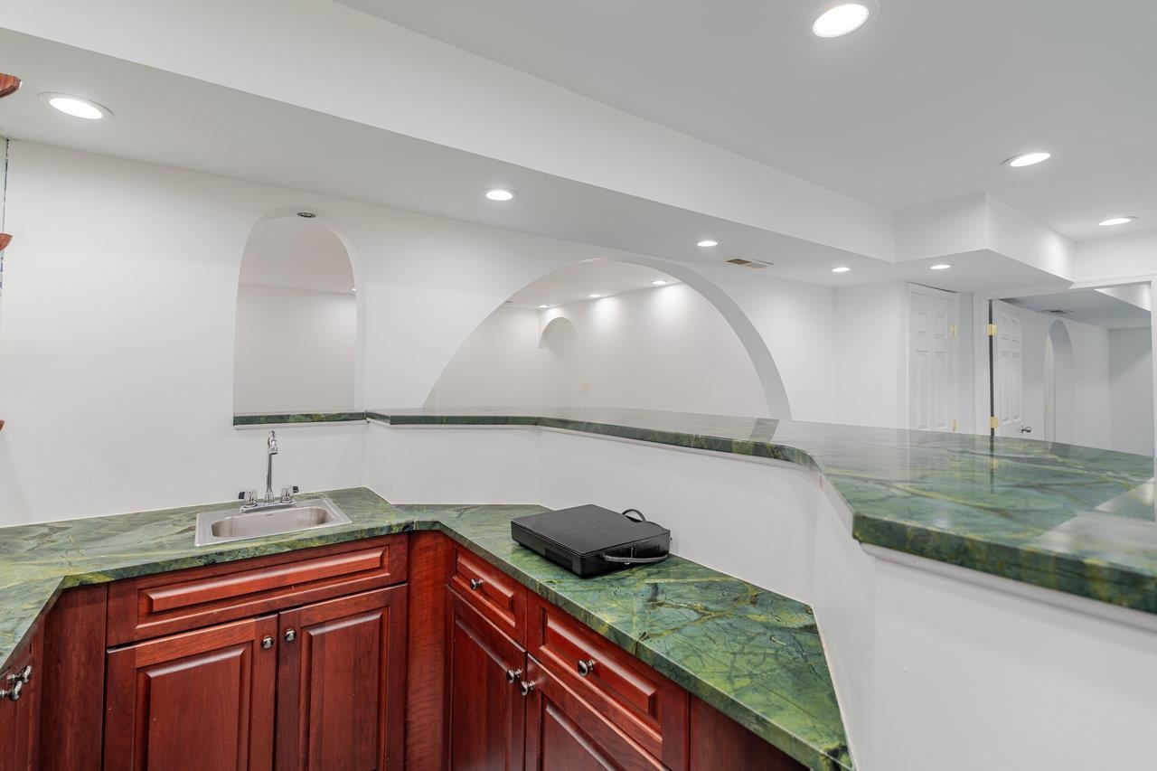 1271 KING EDWARDS WAY, HARRISONBURG, Virginia 22801, 4 Bedrooms Bedrooms, ,3 BathroomsBathrooms,Residential,1271 KING EDWARDS WAY,666173 MLS # 666173