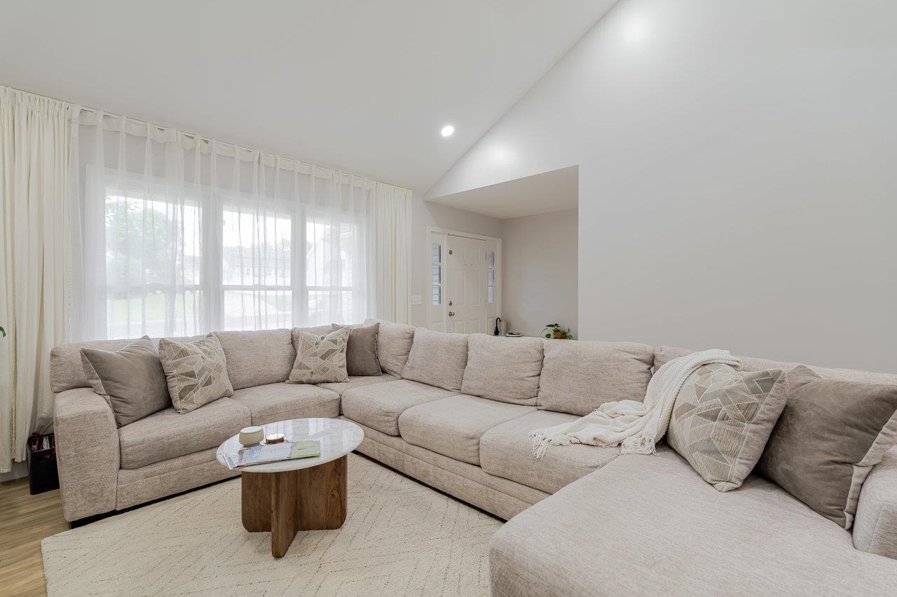 1271 KING EDWARDS WAY, HARRISONBURG, Virginia 22801, 4 Bedrooms Bedrooms, ,3 BathroomsBathrooms,Residential,1271 KING EDWARDS WAY,666173 MLS # 666173