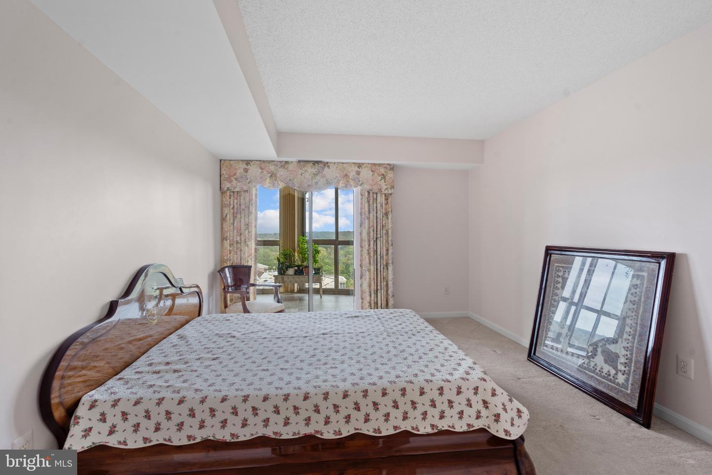 19385 CYPRESS RIDGE TER #914, LEESBURG, Virginia 20176, 2 Bedrooms Bedrooms, ,2 BathroomsBathrooms,Residential,For sale,19385 CYPRESS RIDGE TER #914,VALO2108840 MLS # VALO2108840