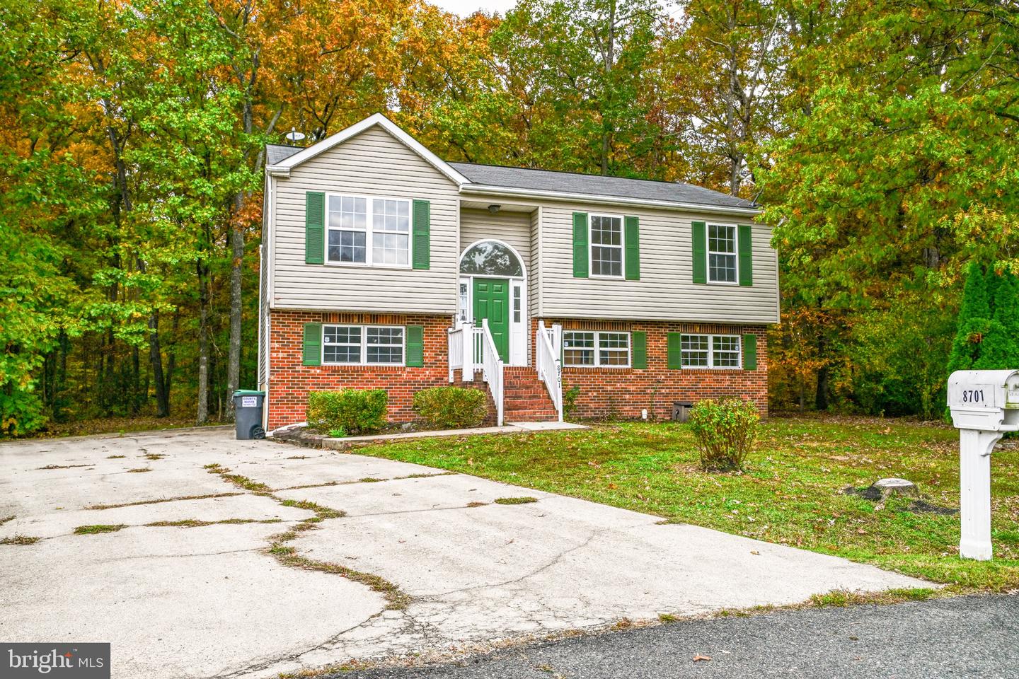 8701 ROMONA CT, FREDERICKSBURG, Virginia 22407, 6 Bedrooms Bedrooms, 9 Rooms Rooms,3 BathroomsBathrooms,Residential,For sale,8701 ROMONA CT,VASP2037100 MLS # VASP2037100 8701 ROMONA CT, FREDERICKSBURG, Virginia 22407, 6 Bedrooms Bedrooms, 9 Rooms Rooms,3 BathroomsBathrooms,Residential,For sale,8701 ROMONA CT,VASP2037100 MLS # VASP2037100