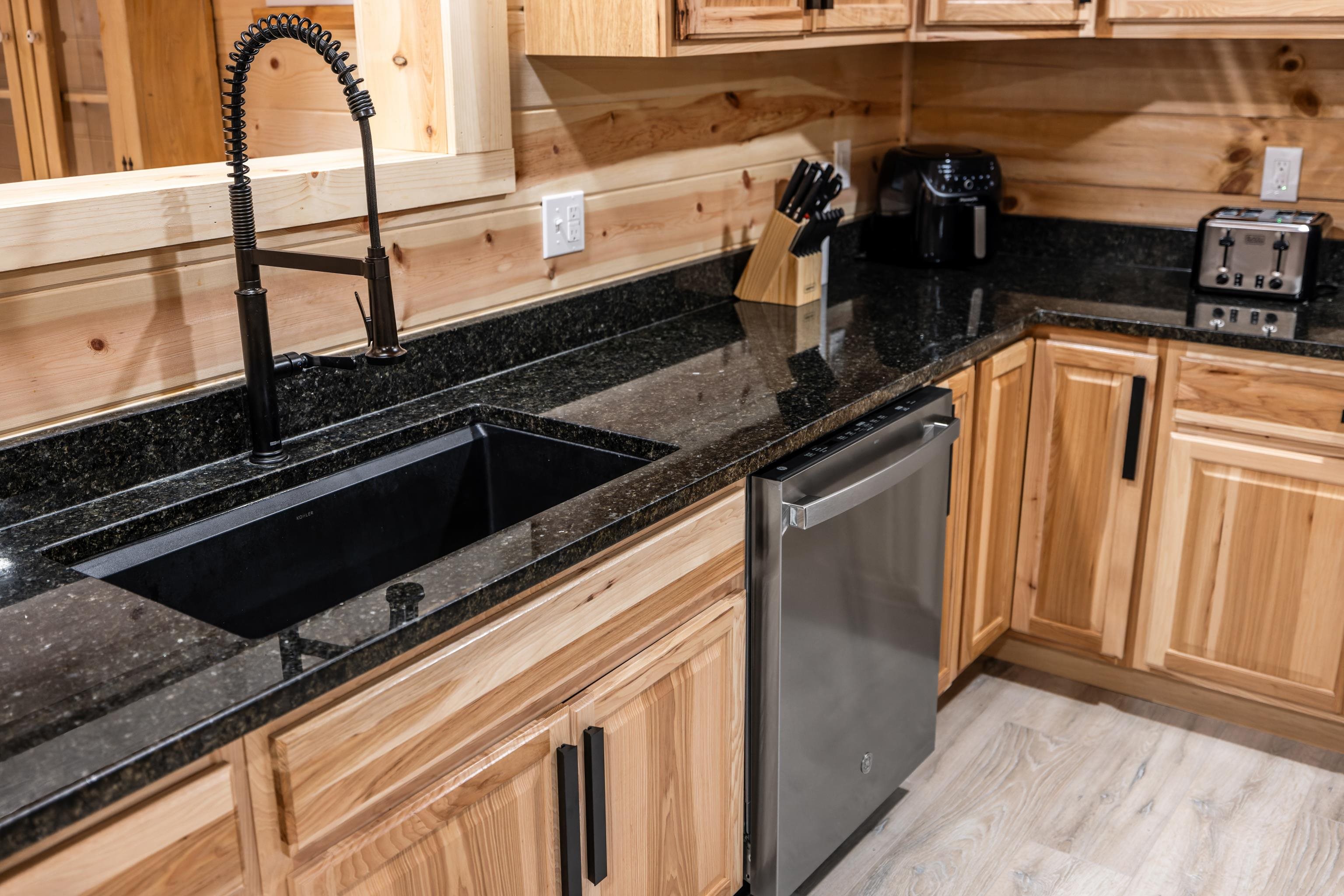 267 GROUSE DR, MCGAHEYSVILLE, Virginia 22840, 6 Bedrooms Bedrooms, ,3 BathroomsBathrooms,Residential,267 GROUSE DR,672339 MLS # 672339