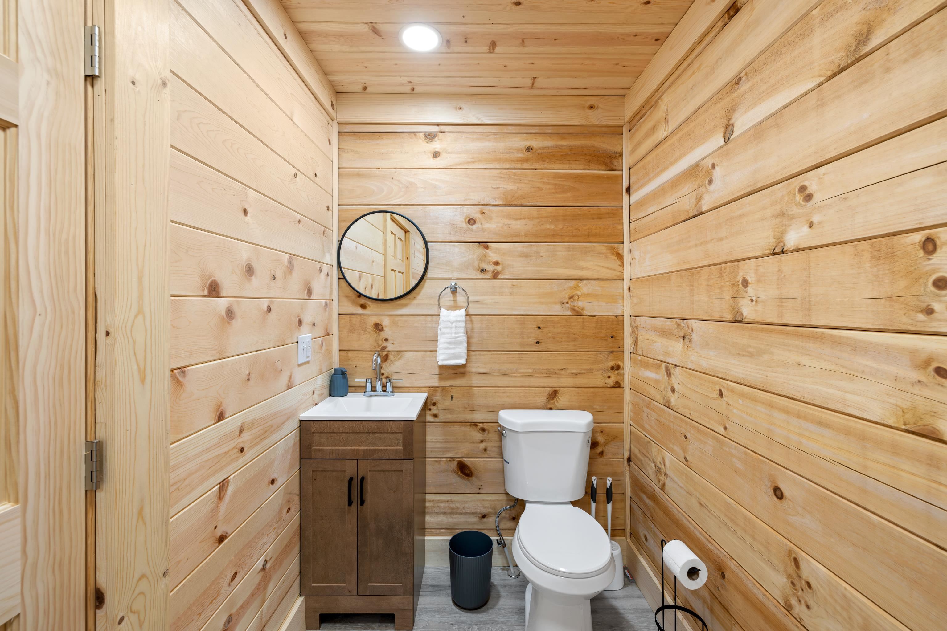 267 GROUSE DR, MCGAHEYSVILLE, Virginia 22840, 6 Bedrooms Bedrooms, ,3 BathroomsBathrooms,Residential,267 GROUSE DR,672339 MLS # 672339