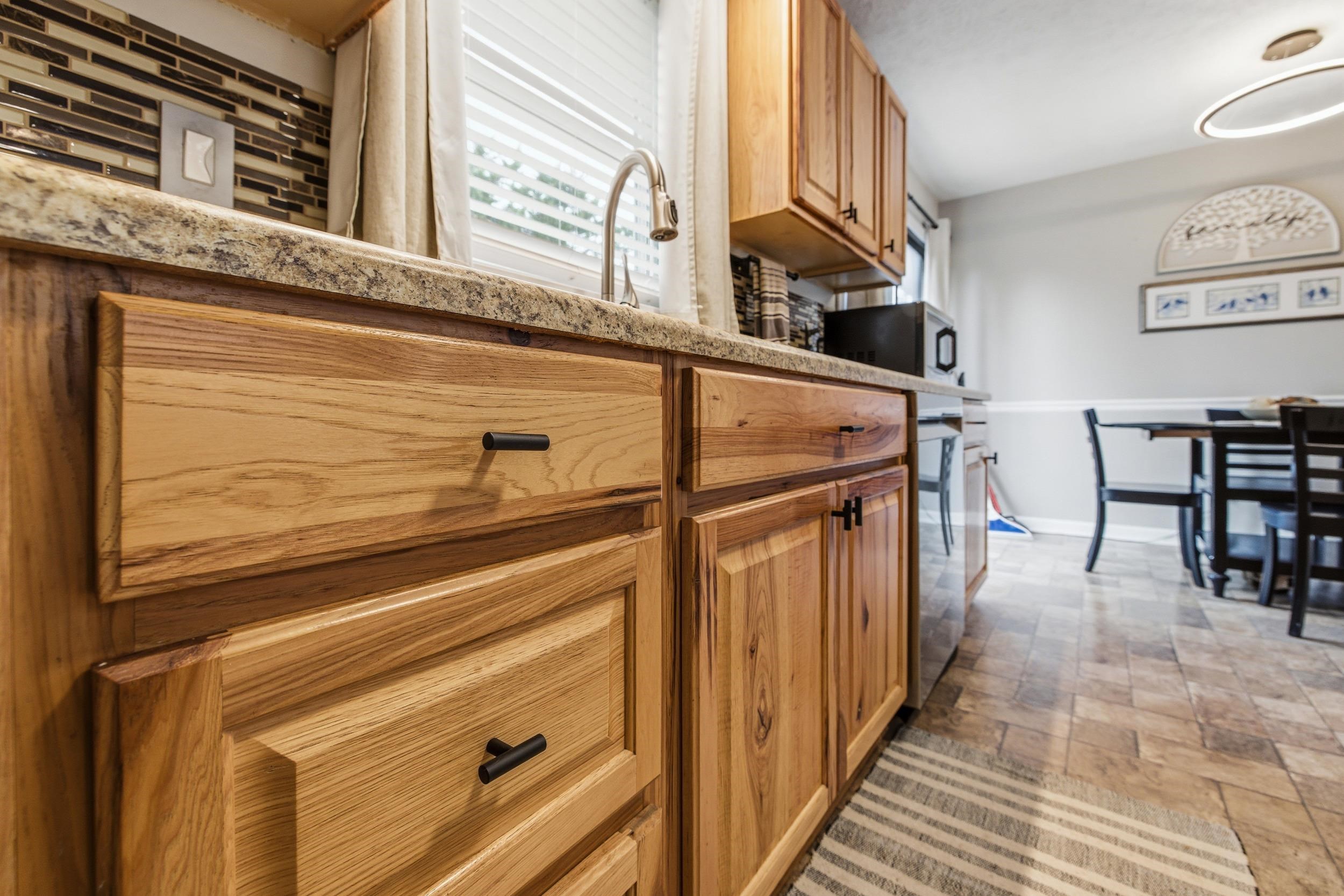 507 BARKMAN AVE, ELKTON, Virginia 22827, 3 Bedrooms Bedrooms, ,2 BathroomsBathrooms,Residential,507 BARKMAN AVE,672351 MLS # 672351