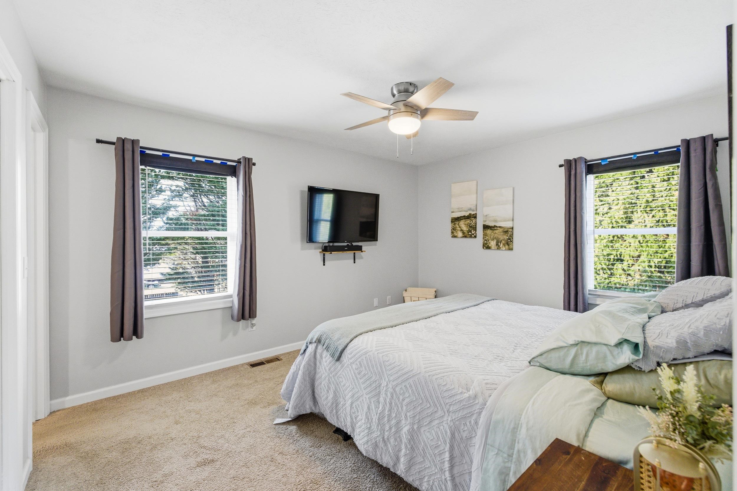 507 BARKMAN AVE, ELKTON, Virginia 22827, 3 Bedrooms Bedrooms, ,2 BathroomsBathrooms,Residential,507 BARKMAN AVE,672351 MLS # 672351