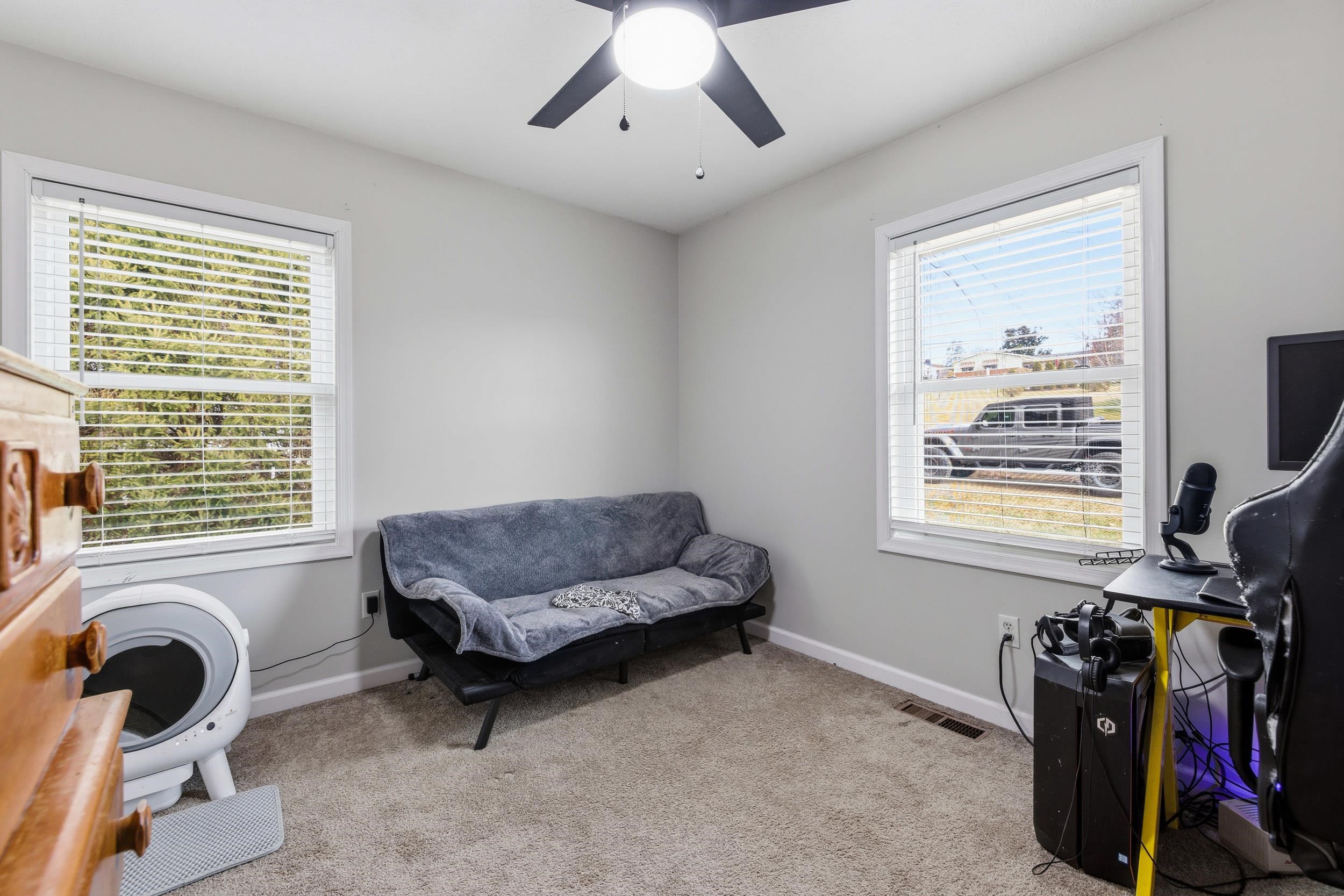 507 BARKMAN AVE, ELKTON, Virginia 22827, 3 Bedrooms Bedrooms, ,2 BathroomsBathrooms,Residential,507 BARKMAN AVE,672351 MLS # 672351