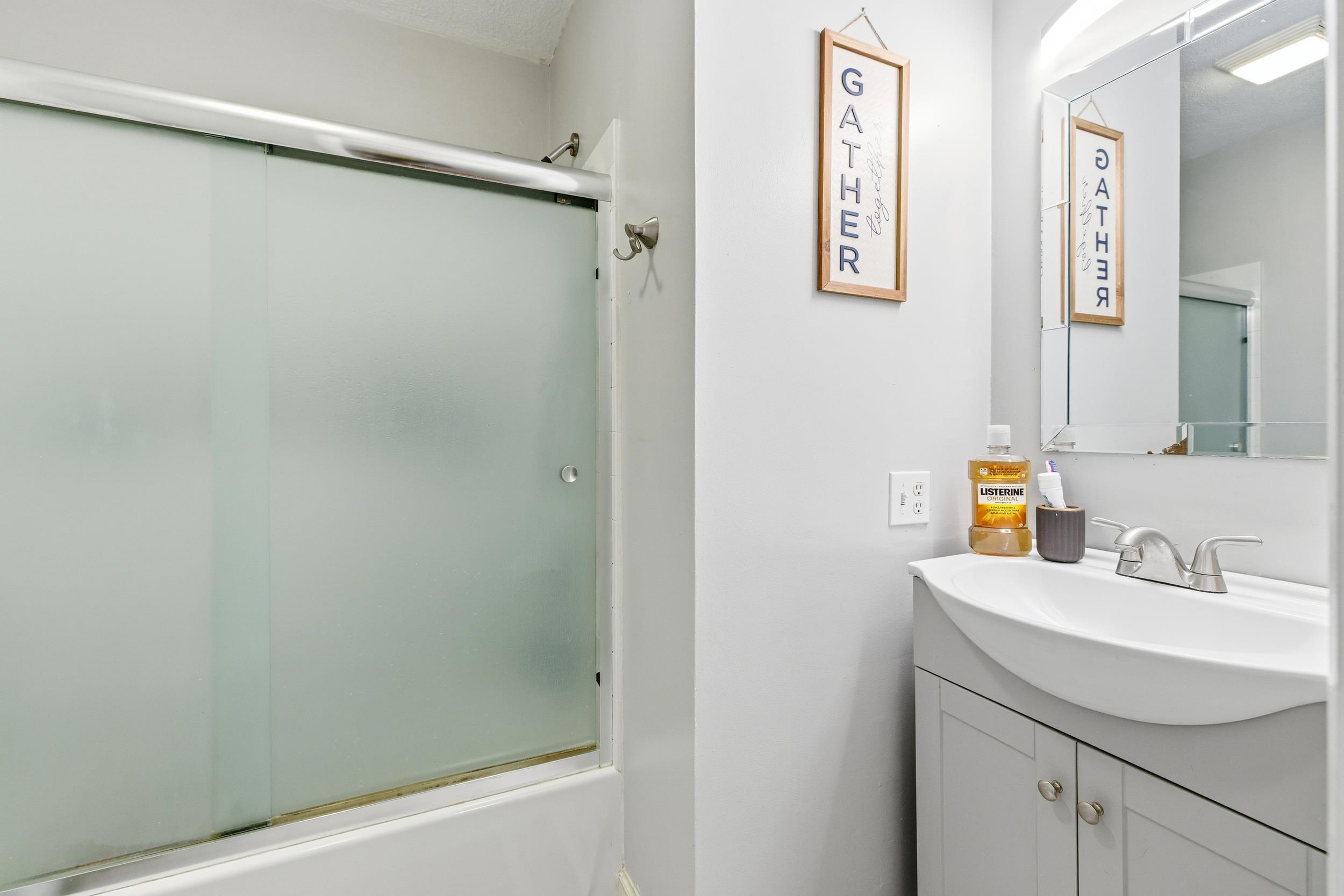 507 BARKMAN AVE, ELKTON, Virginia 22827, 3 Bedrooms Bedrooms, ,2 BathroomsBathrooms,Residential,507 BARKMAN AVE,672351 MLS # 672351