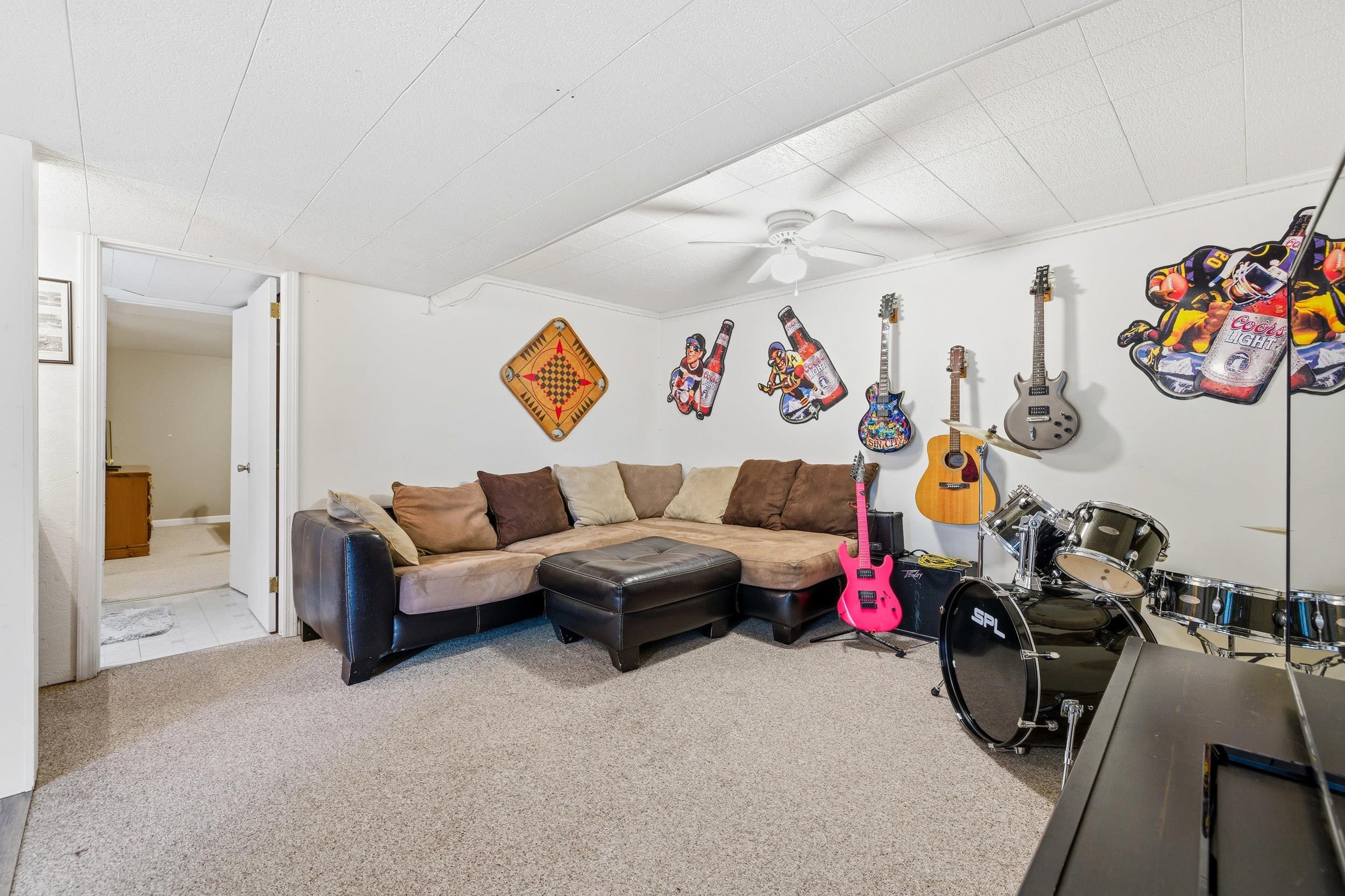 507 BARKMAN AVE, ELKTON, Virginia 22827, 3 Bedrooms Bedrooms, ,2 BathroomsBathrooms,Residential,507 BARKMAN AVE,672351 MLS # 672351