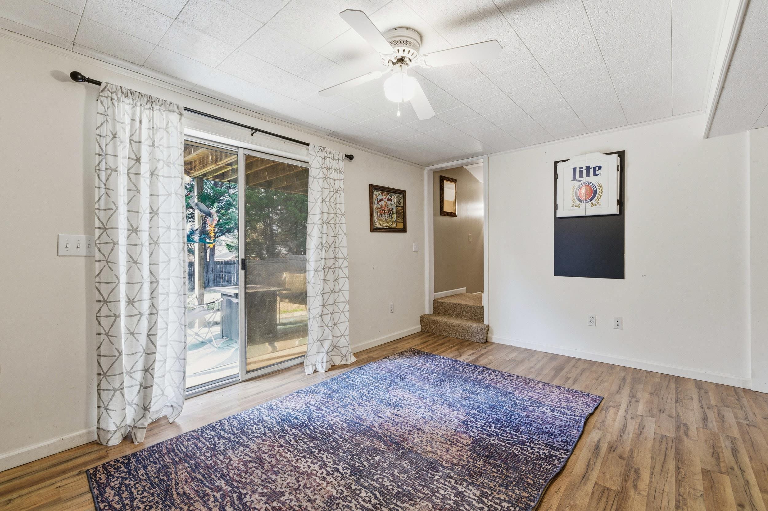 507 BARKMAN AVE, ELKTON, Virginia 22827, 3 Bedrooms Bedrooms, ,2 BathroomsBathrooms,Residential,507 BARKMAN AVE,672351 MLS # 672351