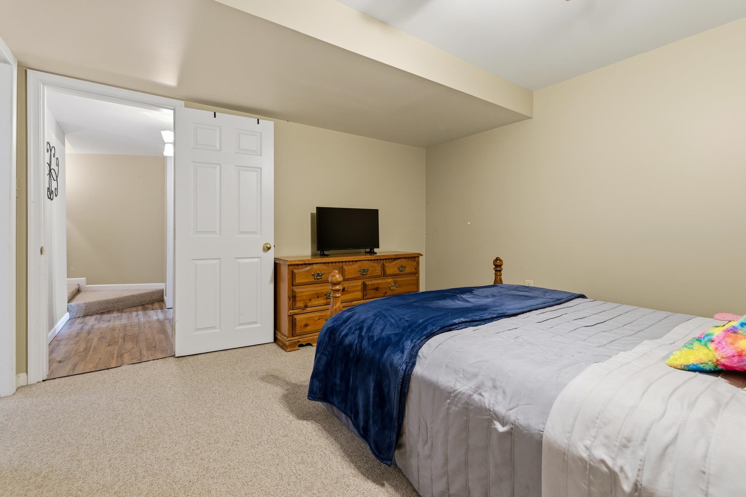 507 BARKMAN AVE, ELKTON, Virginia 22827, 3 Bedrooms Bedrooms, ,2 BathroomsBathrooms,Residential,507 BARKMAN AVE,672351 MLS # 672351