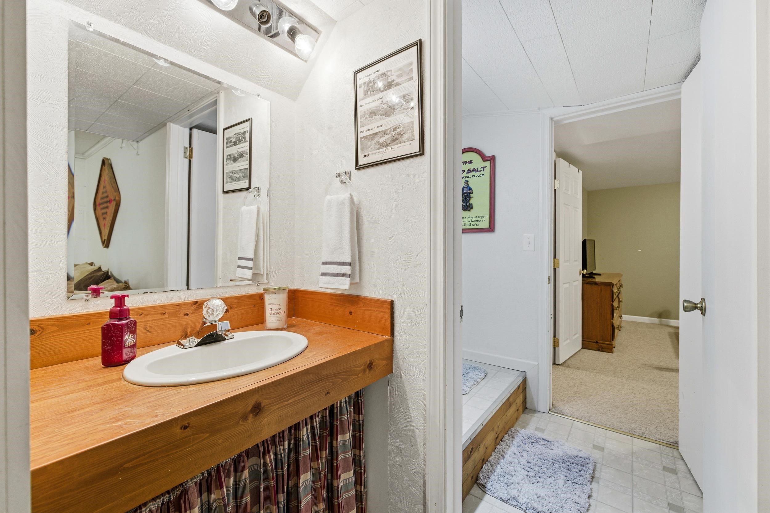 507 BARKMAN AVE, ELKTON, Virginia 22827, 3 Bedrooms Bedrooms, ,2 BathroomsBathrooms,Residential,507 BARKMAN AVE,672351 MLS # 672351