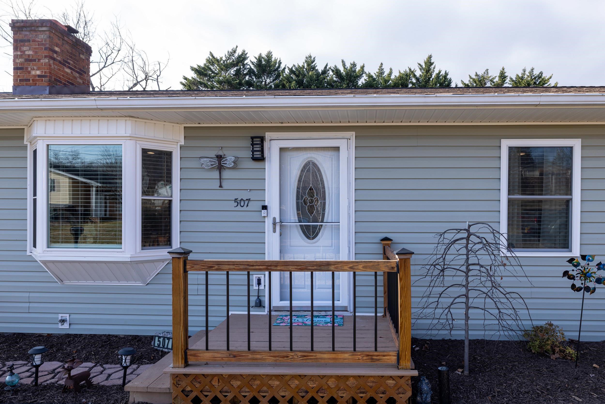 507 BARKMAN AVE, ELKTON, Virginia 22827, 3 Bedrooms Bedrooms, ,2 BathroomsBathrooms,Residential,507 BARKMAN AVE,672351 MLS # 672351