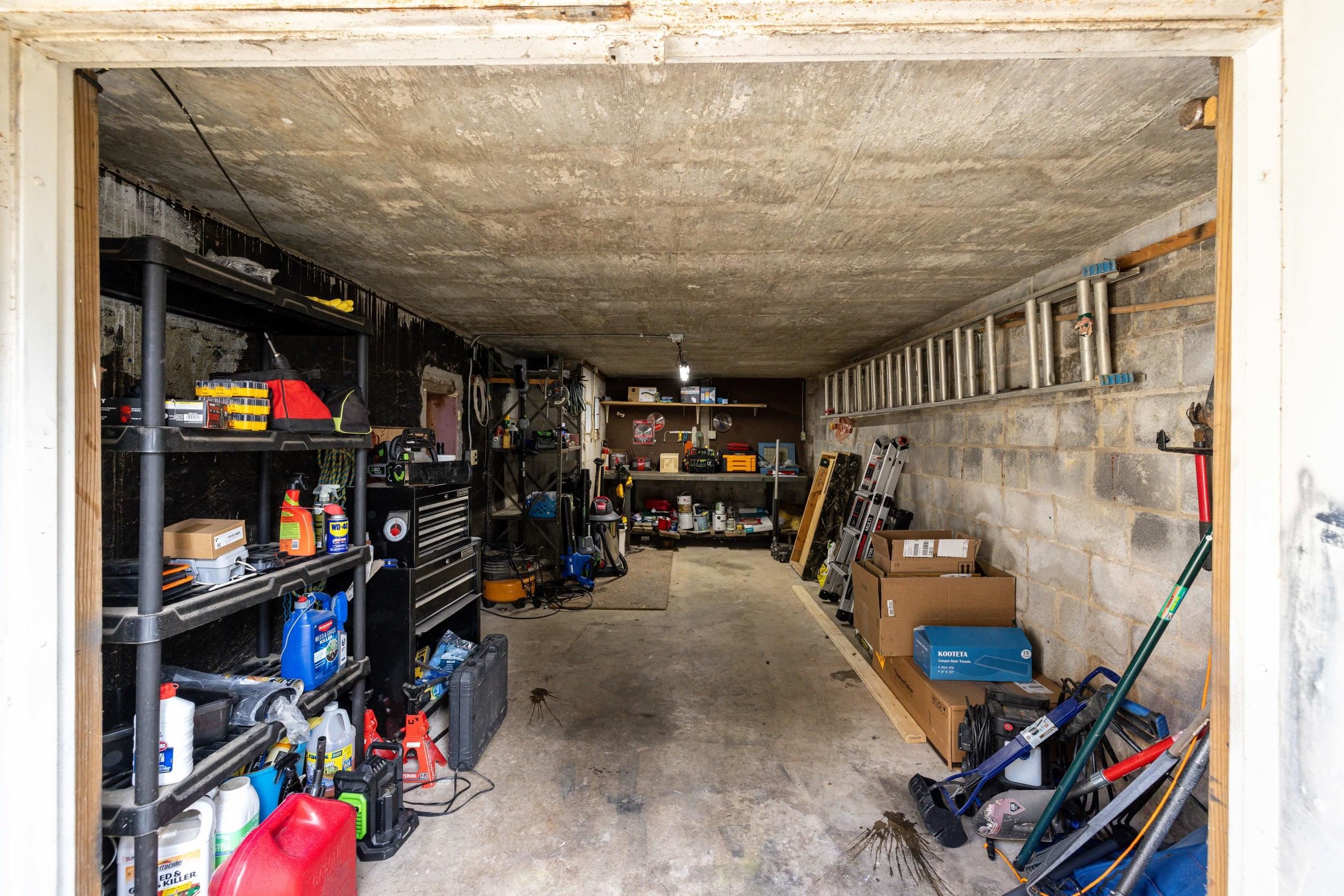 507 BARKMAN AVE, ELKTON, Virginia 22827, 3 Bedrooms Bedrooms, ,2 BathroomsBathrooms,Residential,507 BARKMAN AVE,672351 MLS # 672351