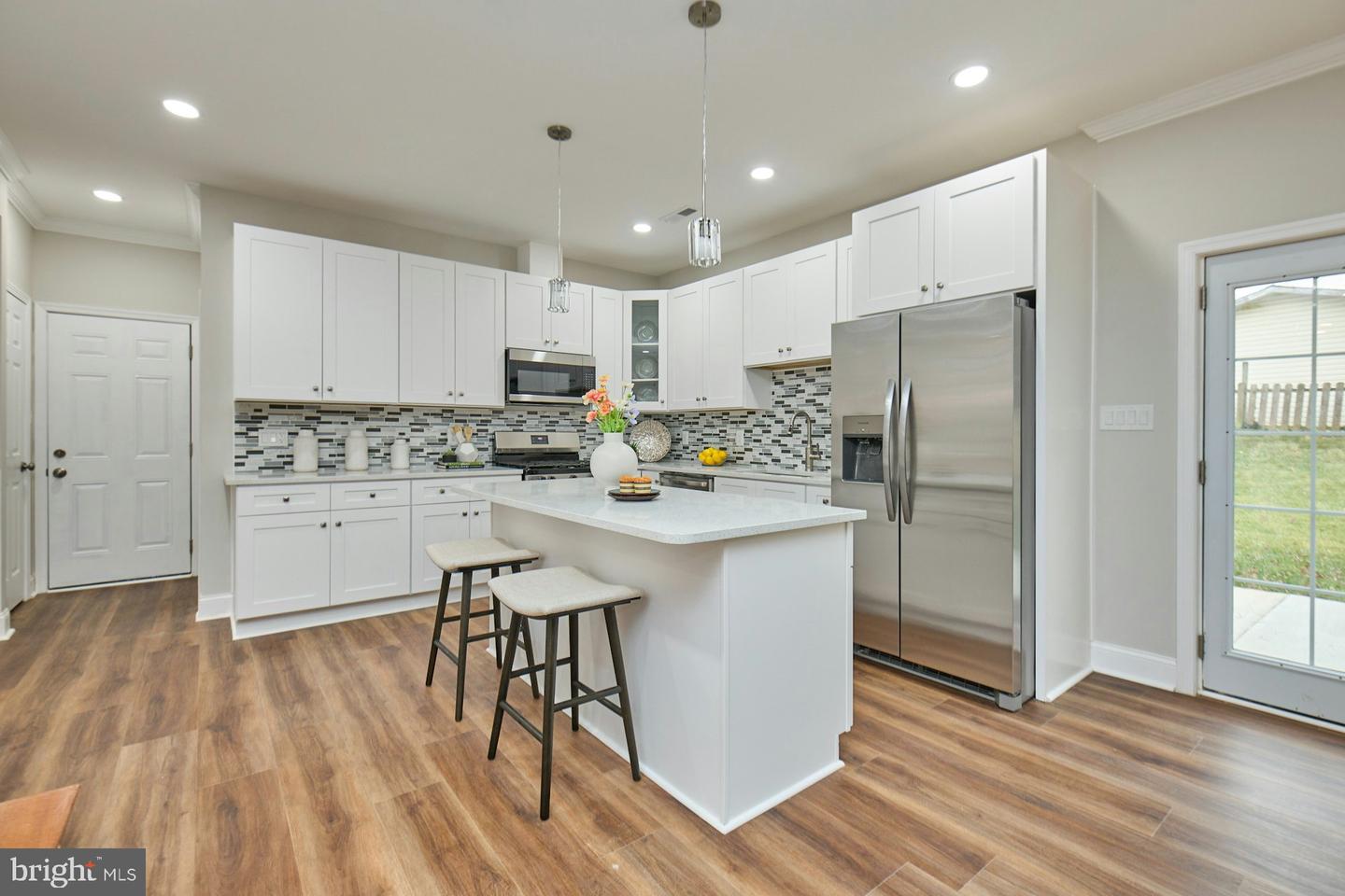 6323 EVERGLADES DR, ALEXANDRIA, Virginia 22312, 5 Bedrooms Bedrooms, ,4 BathroomsBathrooms,Residential,For sale,6323 EVERGLADES DR,VAFX2276302 MLS # VAFX2276302