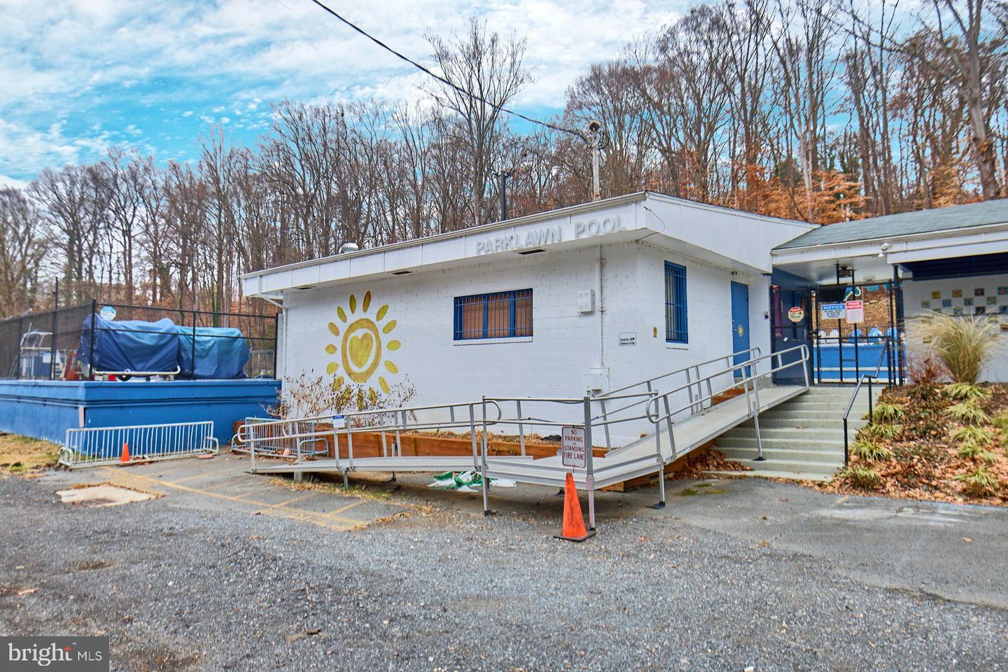 6323 EVERGLADES DR, ALEXANDRIA, Virginia 22312, 5 Bedrooms Bedrooms, ,4 BathroomsBathrooms,Residential,For sale,6323 EVERGLADES DR,VAFX2276302 MLS # VAFX2276302