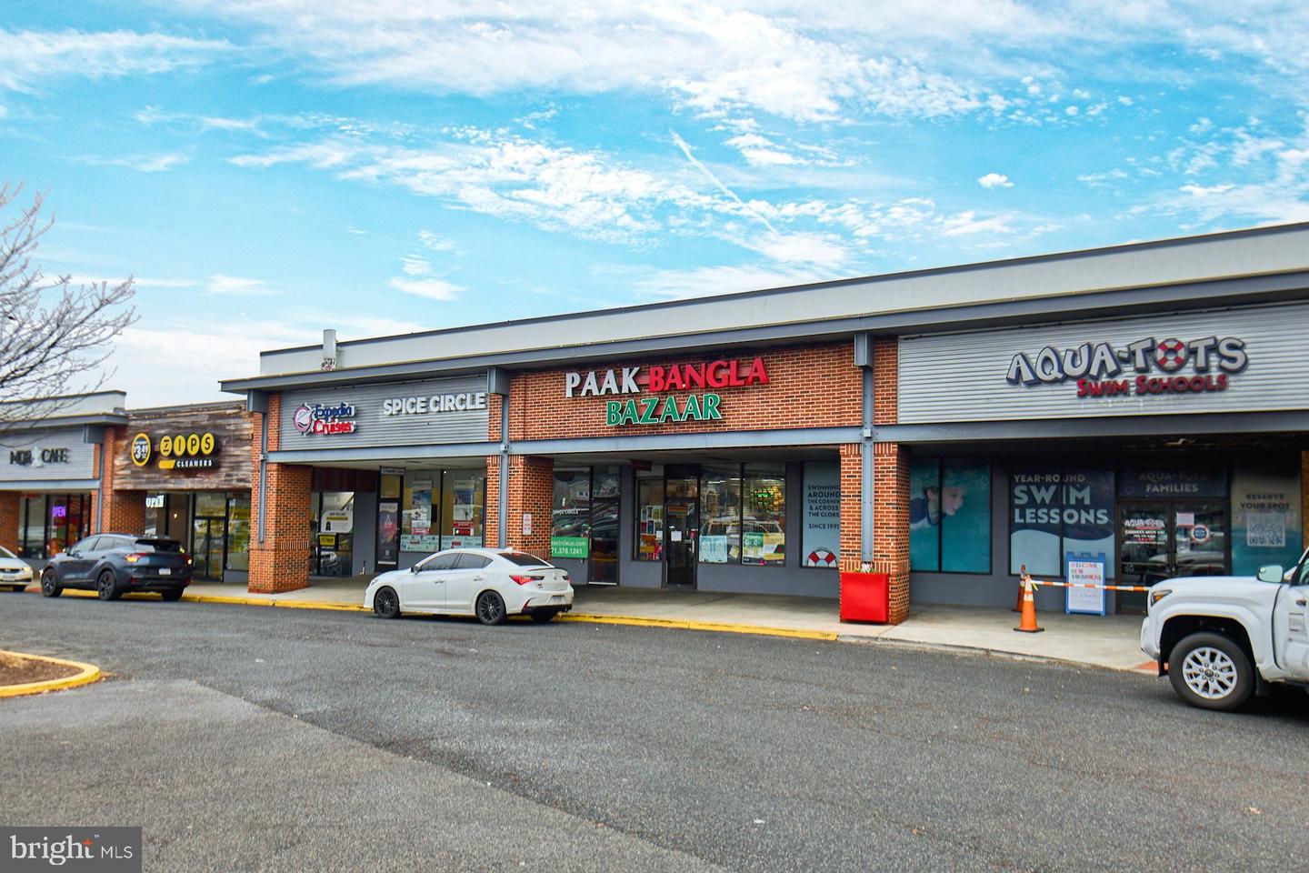 6323 EVERGLADES DR, ALEXANDRIA, Virginia 22312, 5 Bedrooms Bedrooms, ,4 BathroomsBathrooms,Residential,For sale,6323 EVERGLADES DR,VAFX2276302 MLS # VAFX2276302