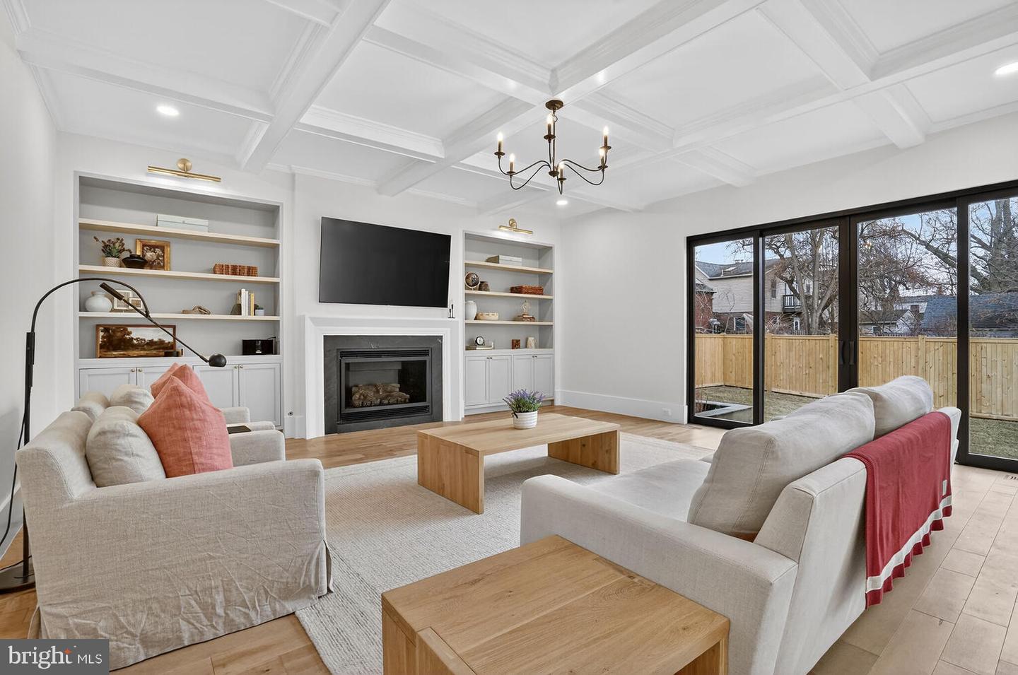 1615 N WAKEFIELD ST, ARLINGTON, Virginia 22207, 6 Bedrooms Bedrooms, ,7 BathroomsBathrooms,Residential,For sale,1615 N WAKEFIELD ST,VAAR2065418 MLS # VAAR2065418