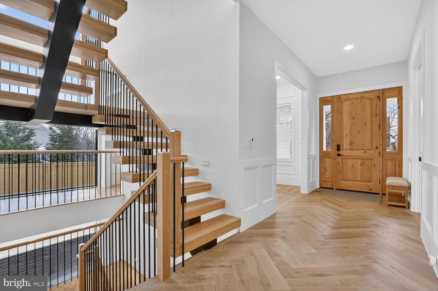 1615 N WAKEFIELD ST, ARLINGTON, Virginia 22207, 6 Bedrooms Bedrooms, ,7 BathroomsBathrooms,Residential,For sale,1615 N WAKEFIELD ST,VAAR2065418 MLS # VAAR2065418