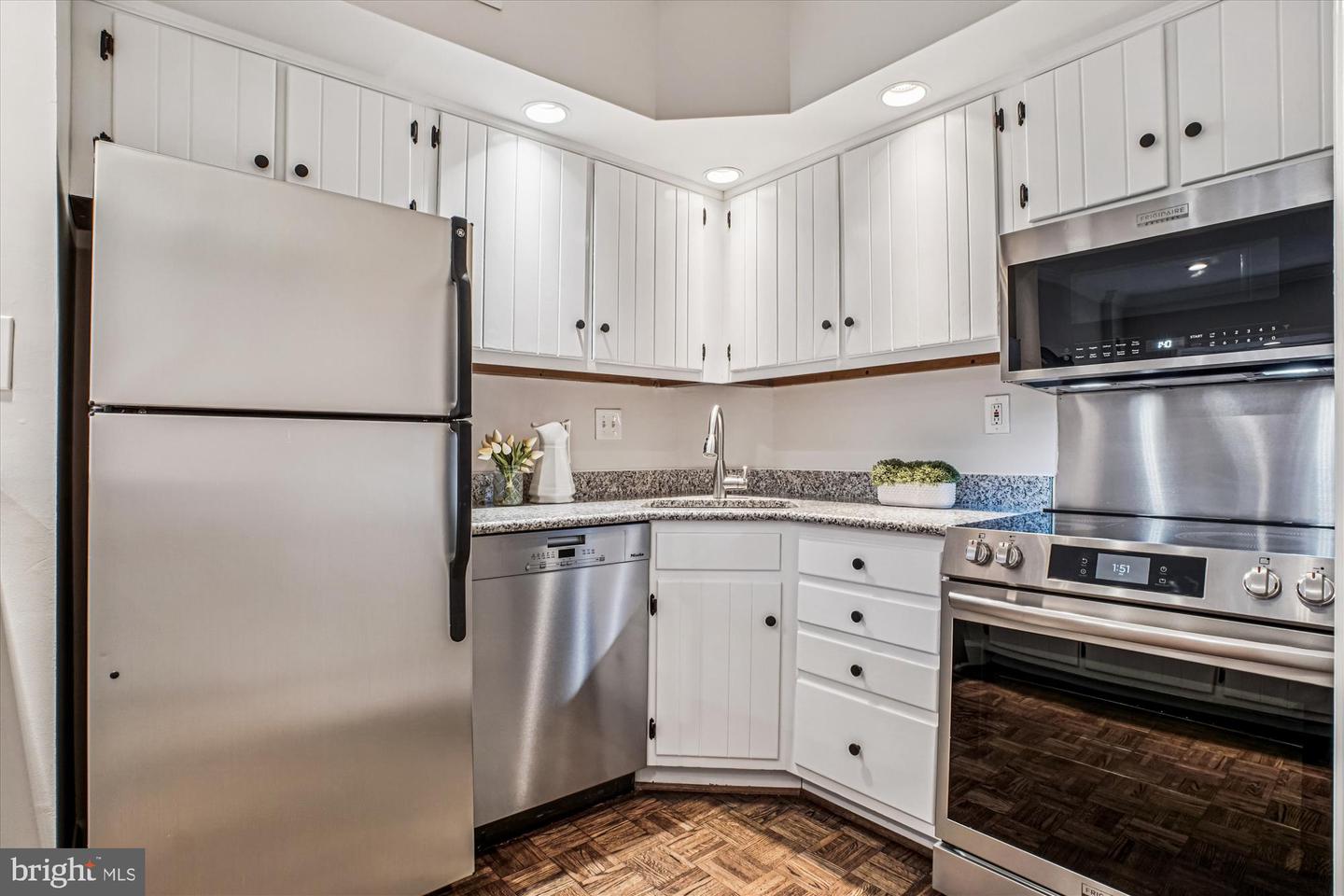 334 N SAINT ASAPH ST N, ALEXANDRIA, Virginia 22314, 2 Bedrooms Bedrooms, ,1 BathroomBathrooms,Residential,For sale,334 N SAINT ASAPH ST N,VAAX2051414 MLS # VAAX2051414 334 N SAINT ASAPH ST N, ALEXANDRIA, Virginia 22314, 2 Bedrooms Bedrooms, ,1 BathroomBathrooms,Residential,For sale,334 N SAINT ASAPH ST N,VAAX2051414 MLS # VAAX2051414