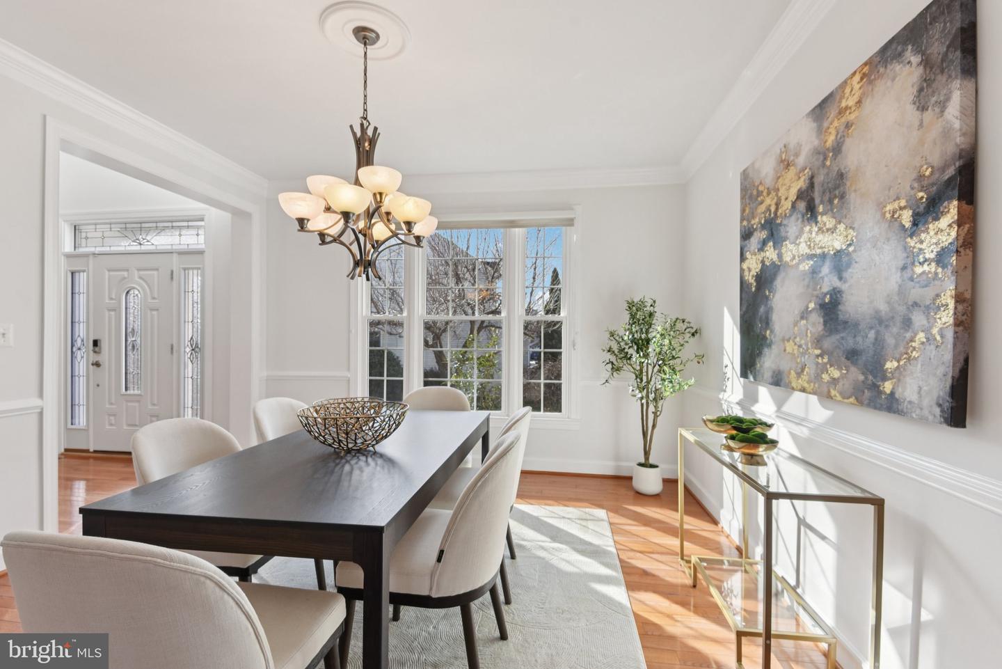 8214 WESTWOOD MEWS CT, VIENNA, Virginia 22182, 5 Bedrooms Bedrooms, 7 Rooms Rooms,4 BathroomsBathrooms,Residential,For sale,8214 WESTWOOD MEWS CT,VAFX2278286 MLS # VAFX2278286