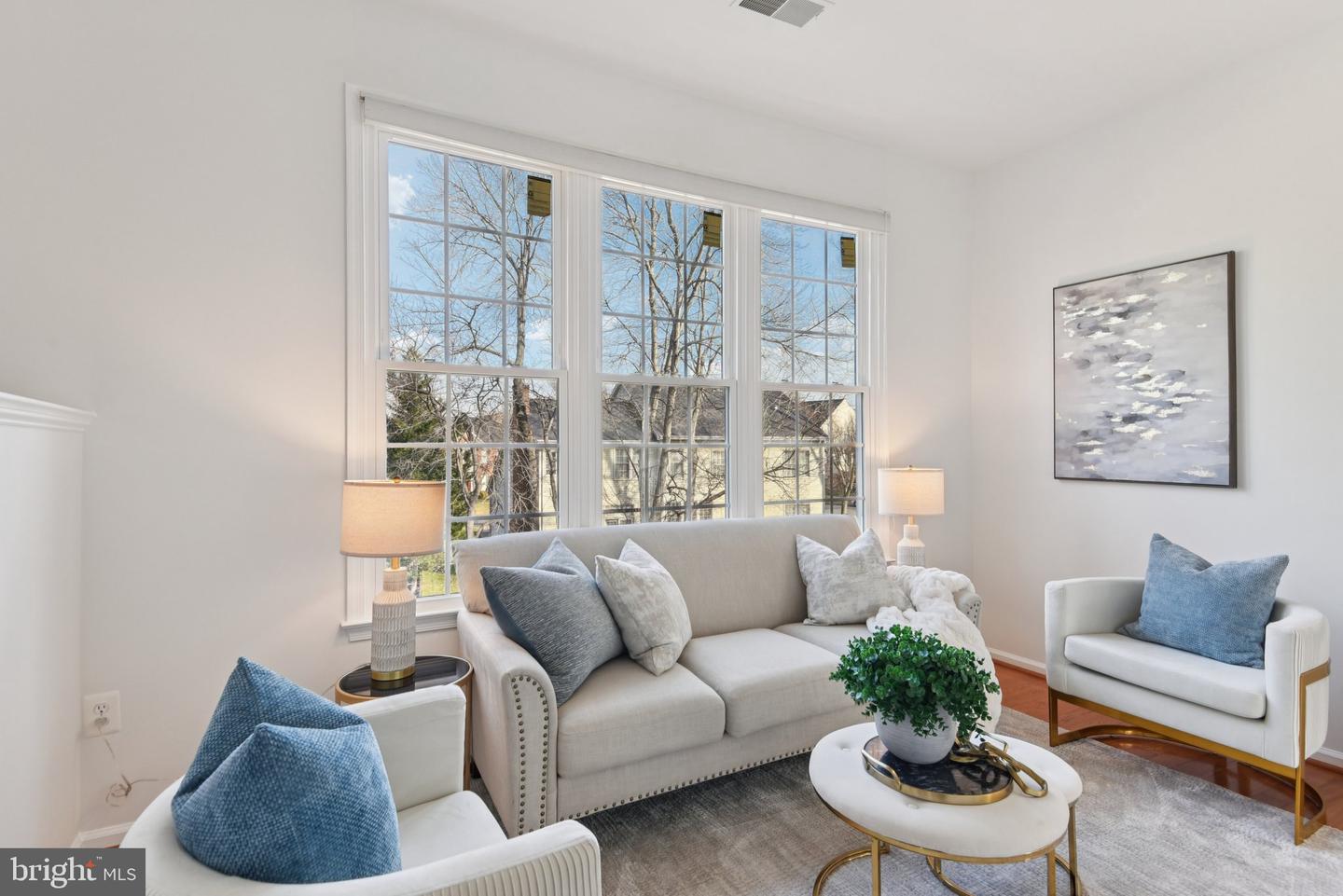 8214 WESTWOOD MEWS CT, VIENNA, Virginia 22182, 5 Bedrooms Bedrooms, 7 Rooms Rooms,4 BathroomsBathrooms,Residential,For sale,8214 WESTWOOD MEWS CT,VAFX2278286 MLS # VAFX2278286