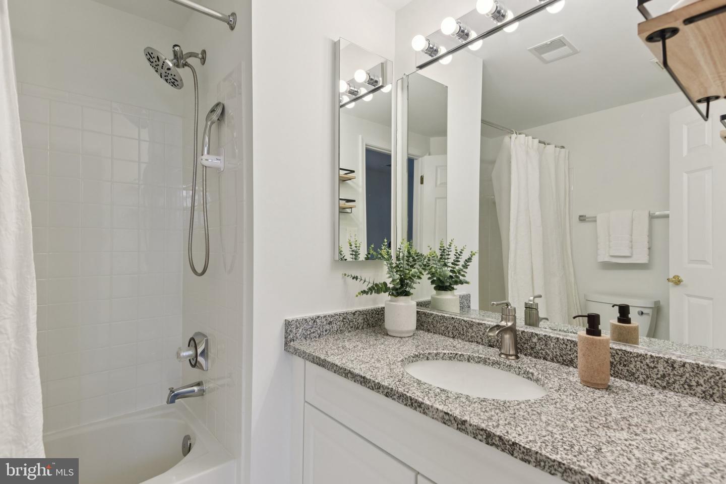 8214 WESTWOOD MEWS CT, VIENNA, Virginia 22182, 5 Bedrooms Bedrooms, 7 Rooms Rooms,4 BathroomsBathrooms,Residential,For sale,8214 WESTWOOD MEWS CT,VAFX2278286 MLS # VAFX2278286