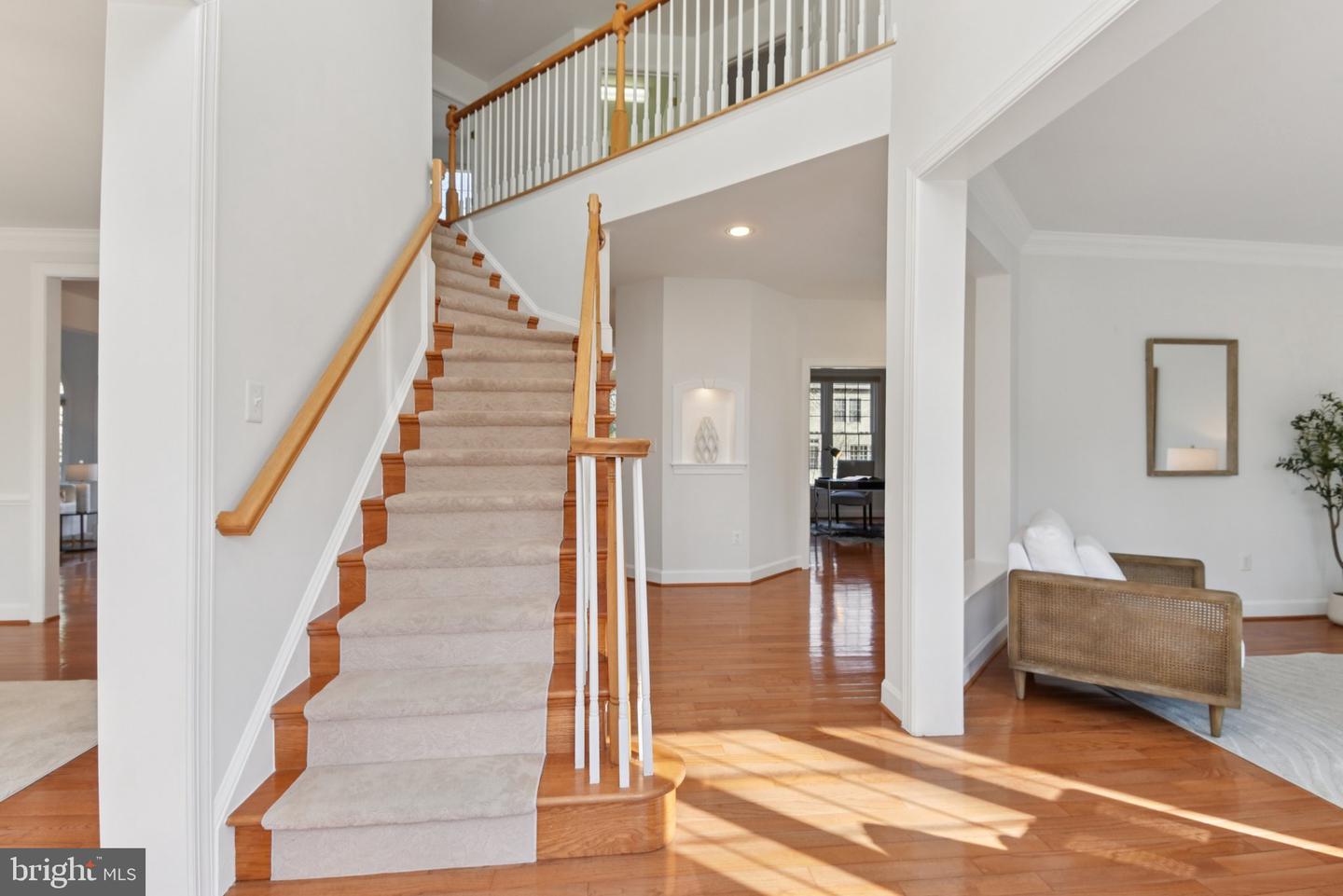 8214 WESTWOOD MEWS CT, VIENNA, Virginia 22182, 5 Bedrooms Bedrooms, 7 Rooms Rooms,4 BathroomsBathrooms,Residential,For sale,8214 WESTWOOD MEWS CT,VAFX2278286 MLS # VAFX2278286