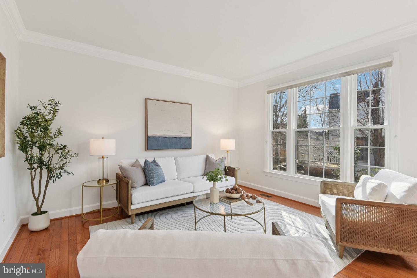 8214 WESTWOOD MEWS CT, VIENNA, Virginia 22182, 5 Bedrooms Bedrooms, 7 Rooms Rooms,4 BathroomsBathrooms,Residential,For sale,8214 WESTWOOD MEWS CT,VAFX2278286 MLS # VAFX2278286