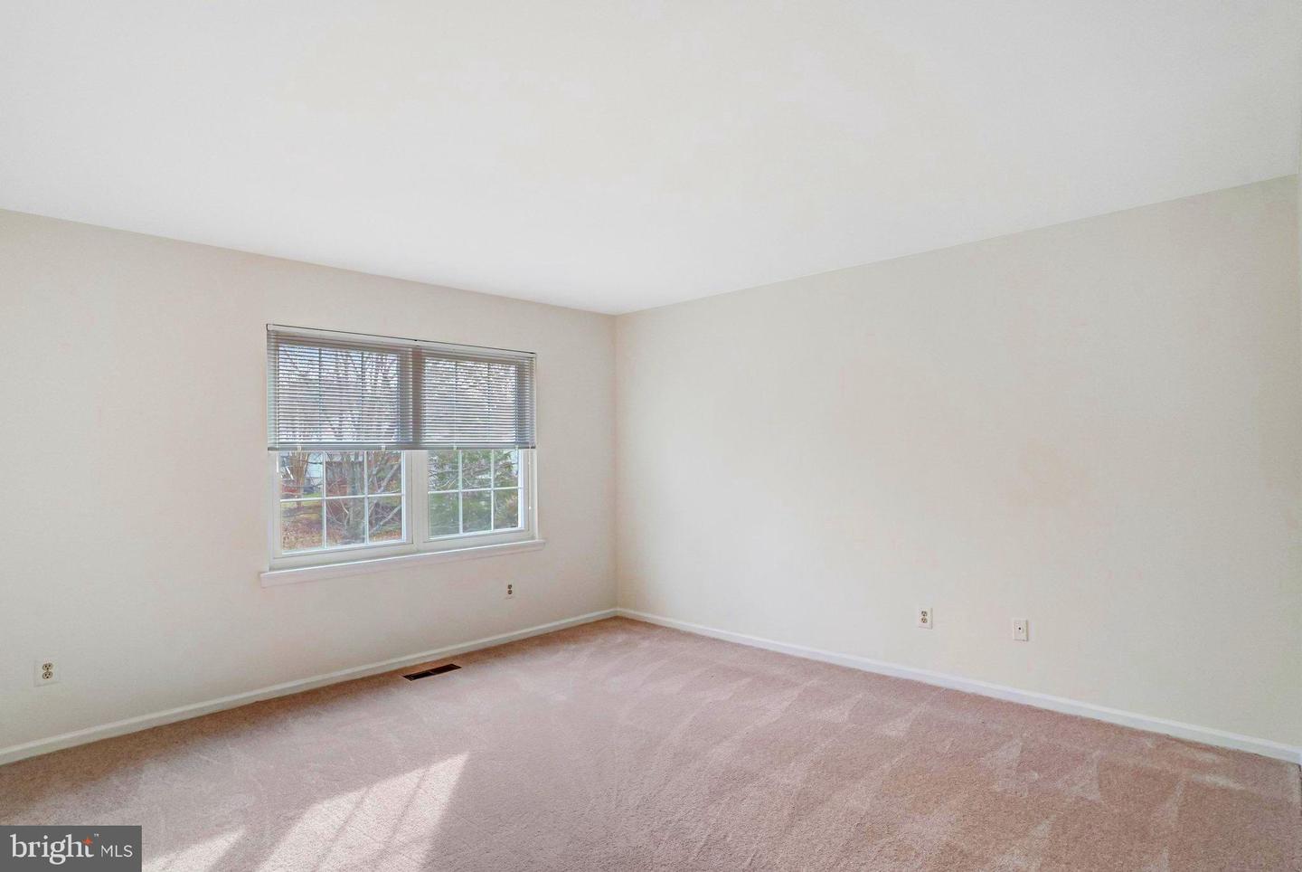 9019 OCTAVIA CT, SPRINGFIELD, Virginia 22153, 4 Bedrooms Bedrooms, ,2 BathroomsBathrooms,Residential,For sale,9019 OCTAVIA CT,VAFX2278946 MLS # VAFX2278946