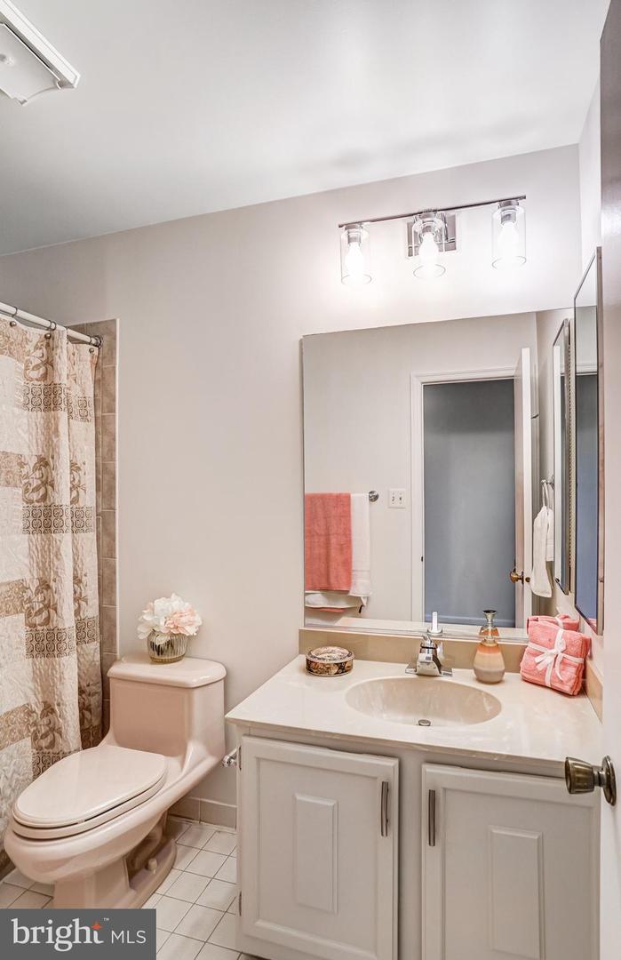 9019 OCTAVIA CT, SPRINGFIELD, Virginia 22153, 4 Bedrooms Bedrooms, ,2 BathroomsBathrooms,Residential,For sale,9019 OCTAVIA CT,VAFX2278946 MLS # VAFX2278946