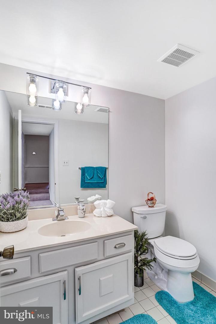 9019 OCTAVIA CT, SPRINGFIELD, Virginia 22153, 4 Bedrooms Bedrooms, ,2 BathroomsBathrooms,Residential,For sale,9019 OCTAVIA CT,VAFX2278946 MLS # VAFX2278946