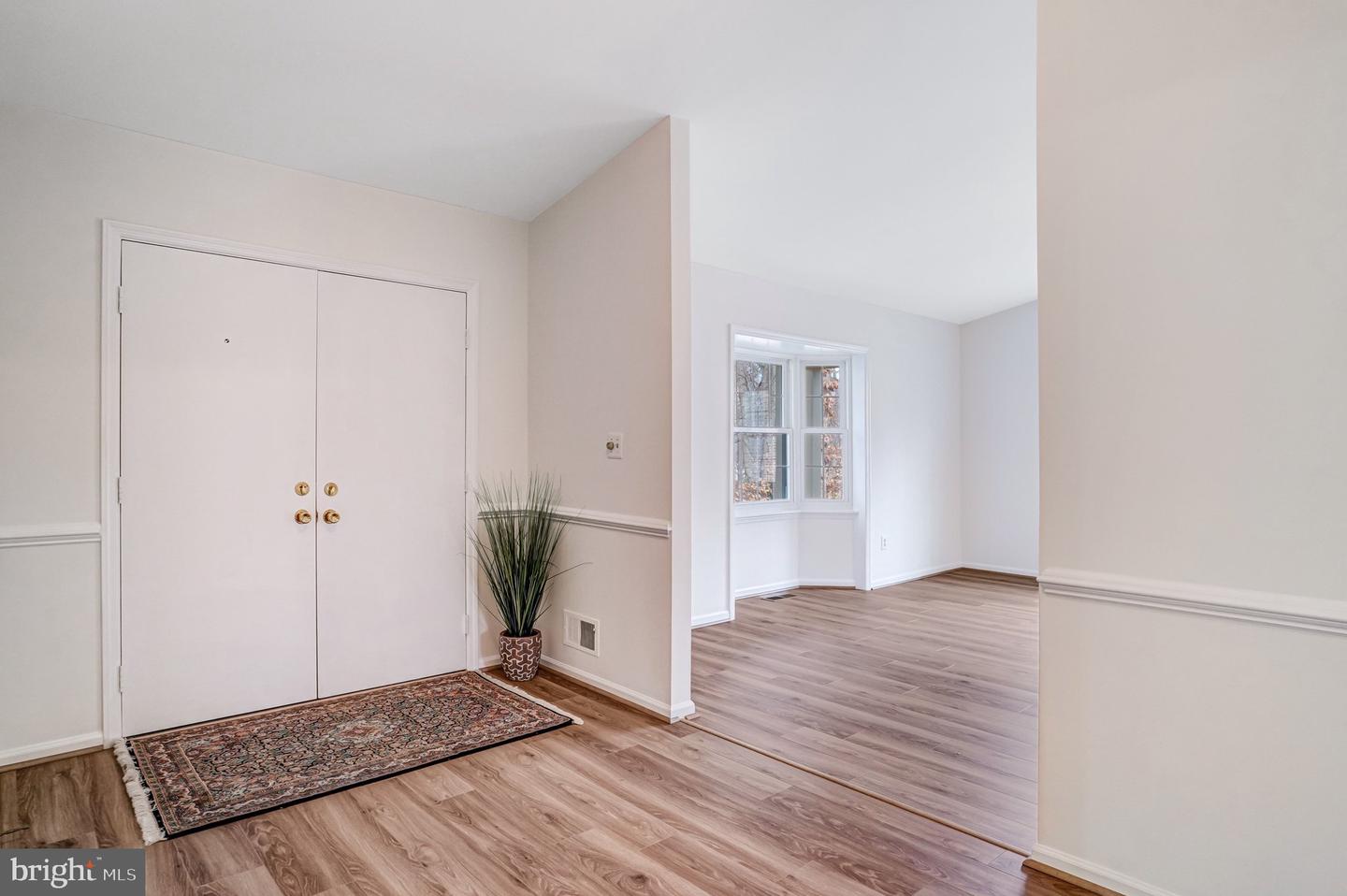 9019 OCTAVIA CT, SPRINGFIELD, Virginia 22153, 4 Bedrooms Bedrooms, ,2 BathroomsBathrooms,Residential,For sale,9019 OCTAVIA CT,VAFX2278946 MLS # VAFX2278946