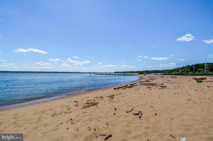 4336 POTOMAC HIGHLANDS CIR #51, TRIANGLE, Virginia 22172, 3 Bedrooms Bedrooms, ,2 BathroomsBathrooms,Residential,For sale,4336 POTOMAC HIGHLANDS CIR #51,VAPW2108214 MLS # VAPW2108214